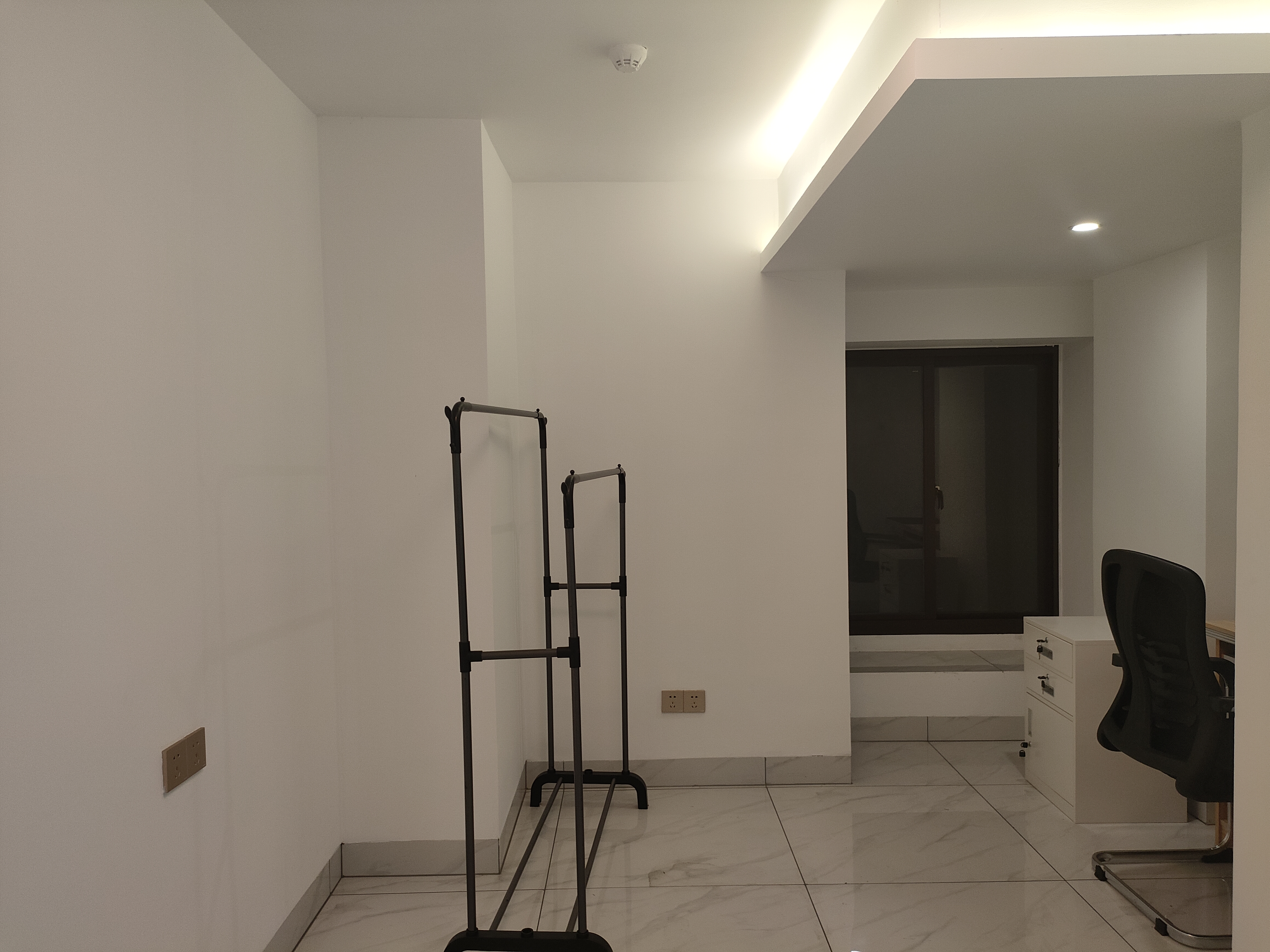 绿地海德公馆 2室2厅2卫 2500.0元/月 绿地海德公馆 2室2厅2卫 2500.0元/月室内图