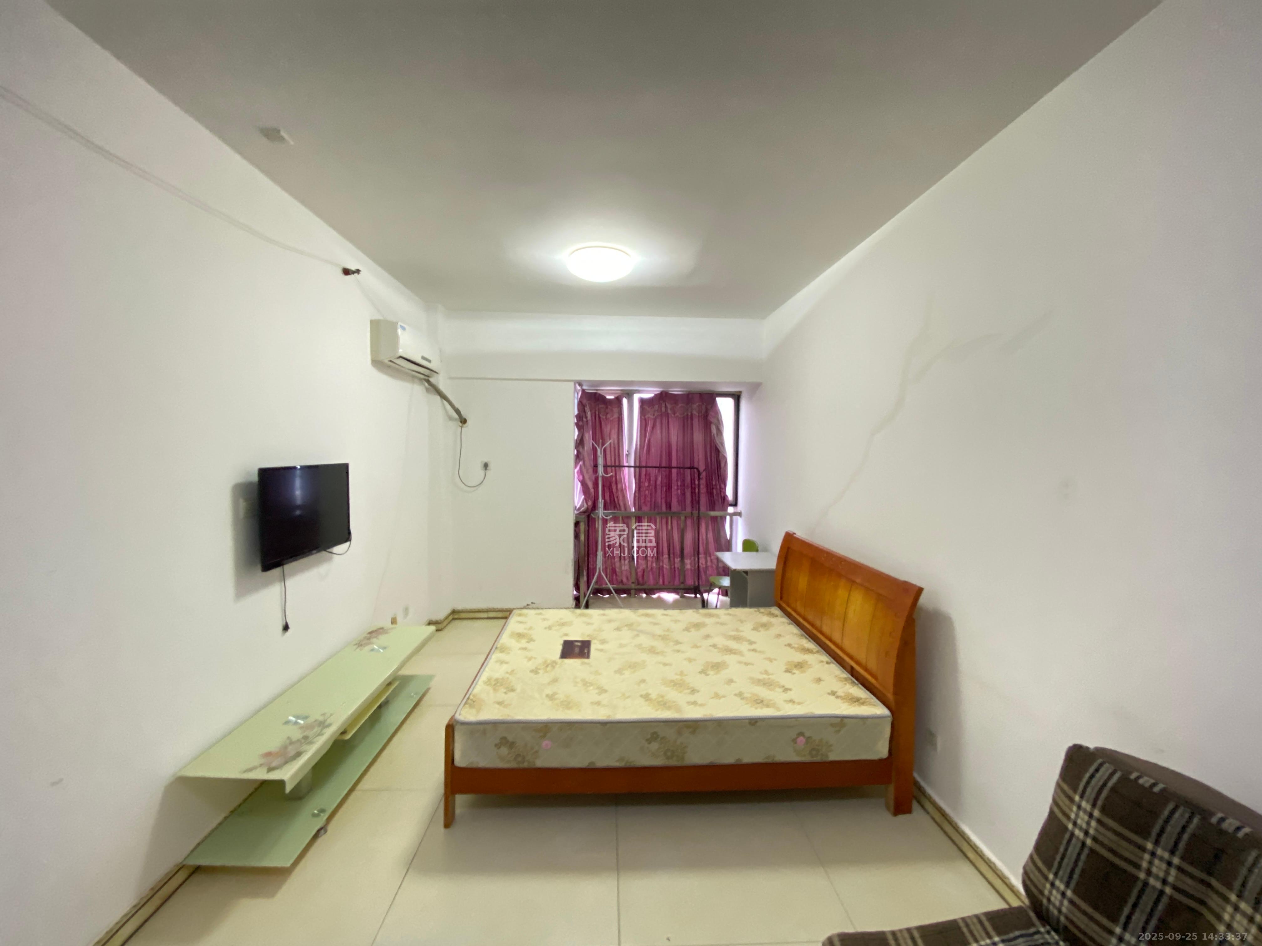 中远公馆  1室1厅1卫    1300.0元/月室内图