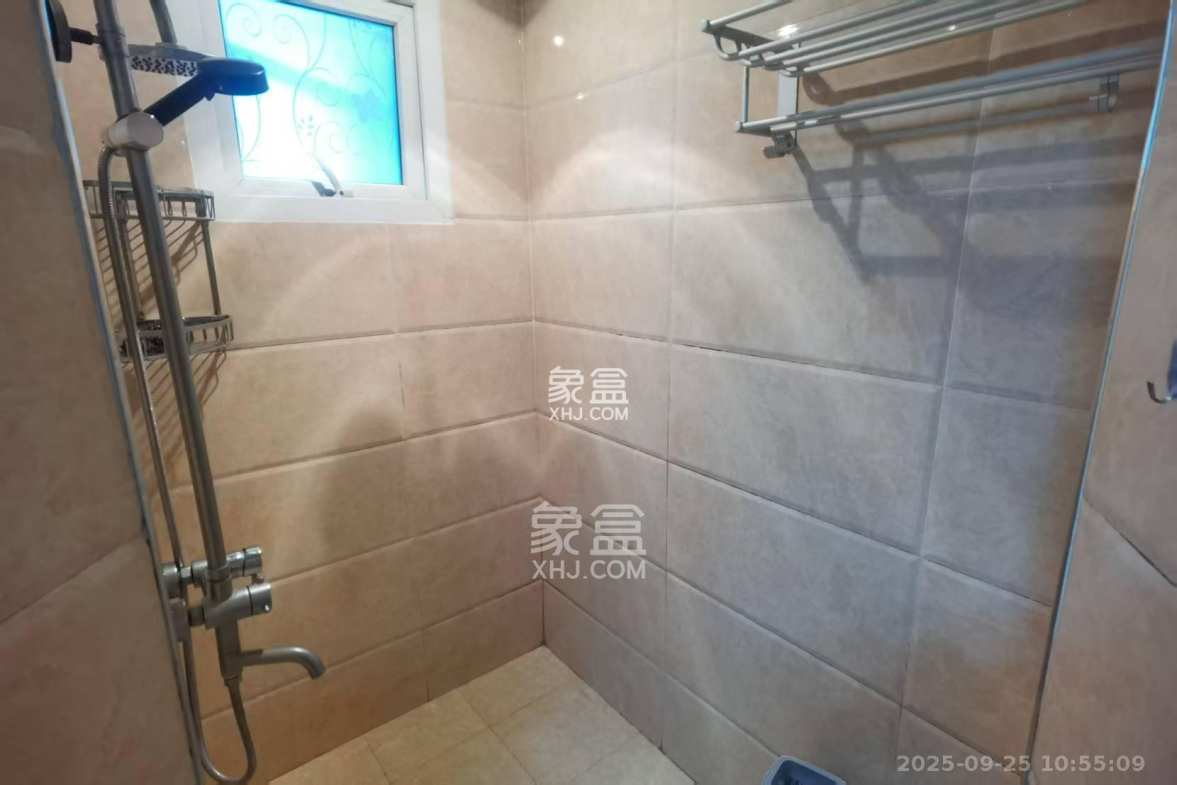 森林公园壹号(森林雅苑) 3室2厅1卫 2100.0元/月 森林公园壹号(森林雅苑) 3室2厅1卫 2100.0元/月室内图