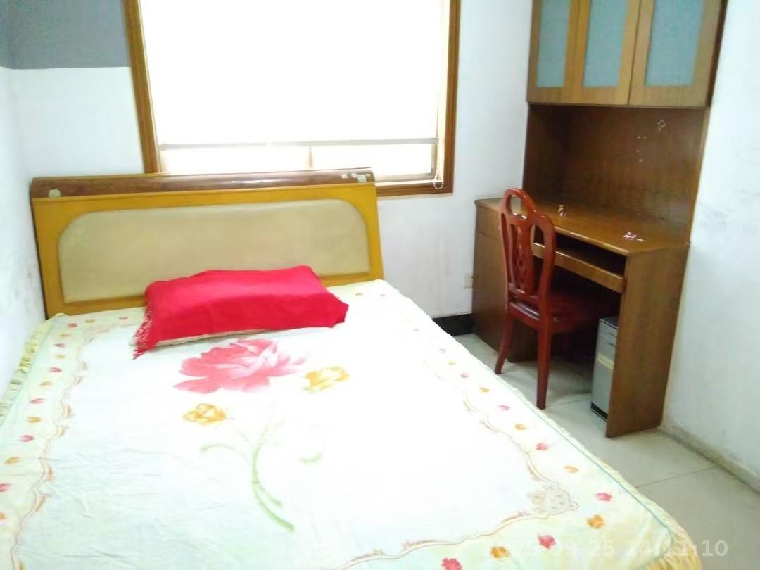 新星小区 3室2厅1卫 1800.0元/月 新星小区 3室2厅1卫 1800.0元/月室内图