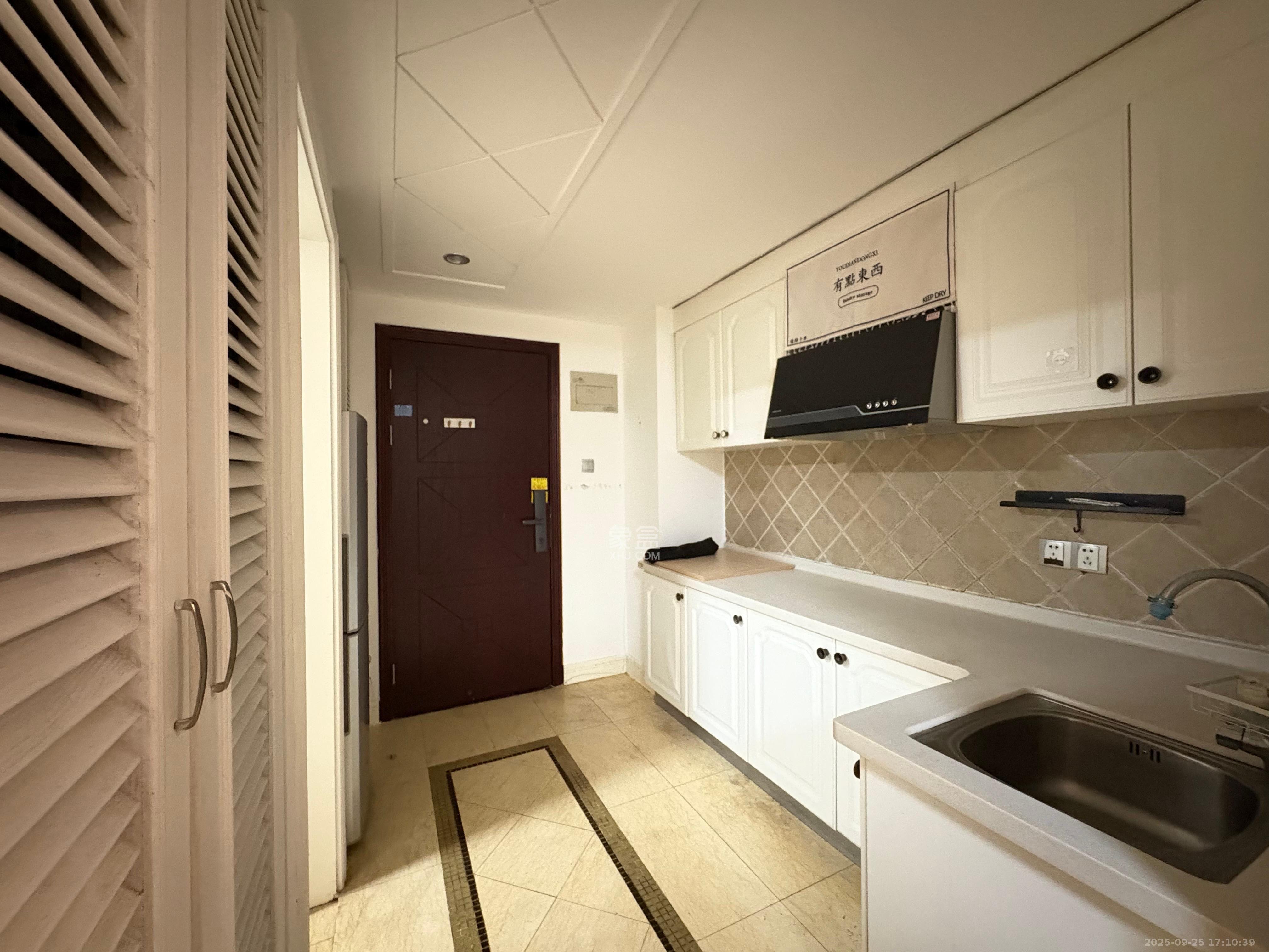 沁园春御院 1室1厅1卫 1500.0元/月 沁园春御院 1室1厅1卫 1500.0元/月室内图