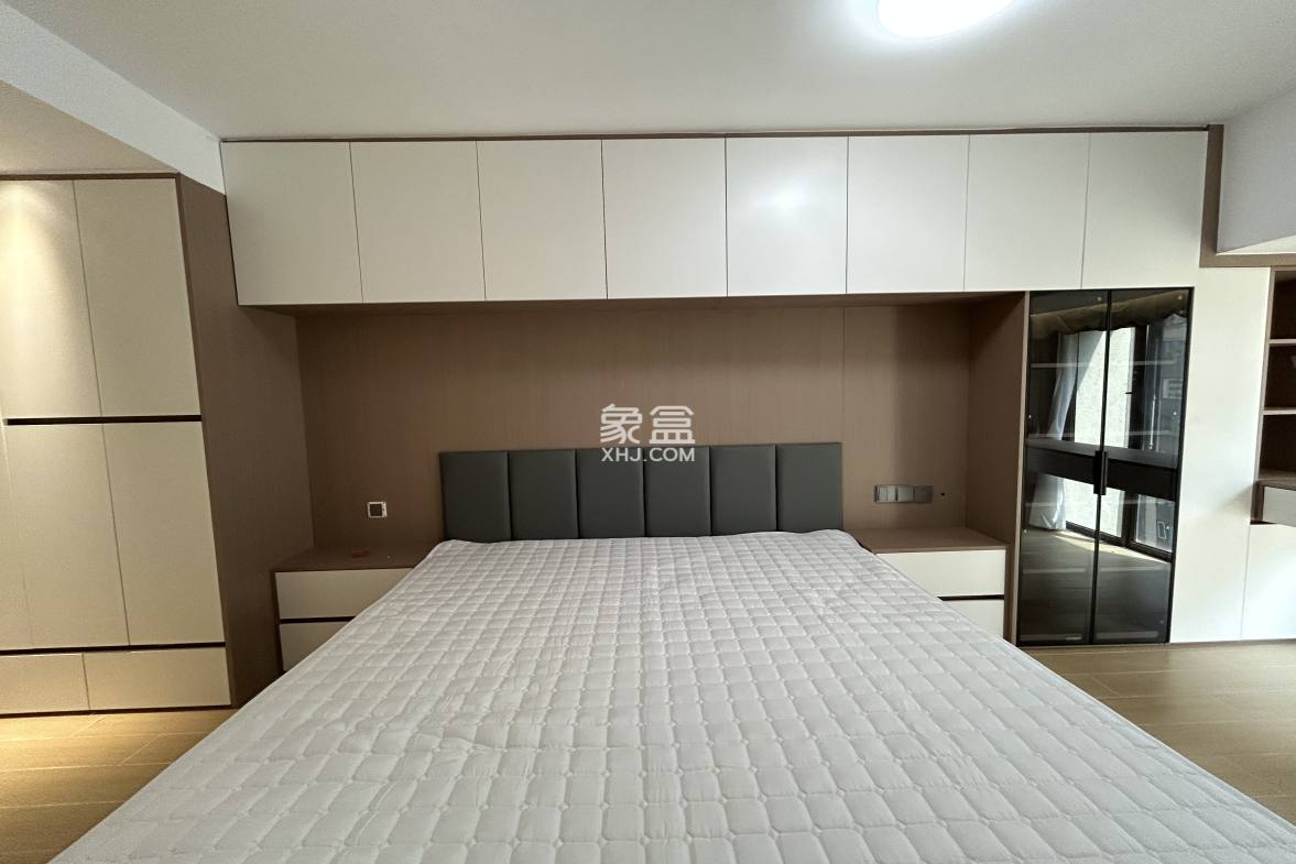 海航豪庭南苑  1室1厅2卫    3600.0元/月 海航豪庭南苑  1室1厅2卫    3600.0元/月室内图