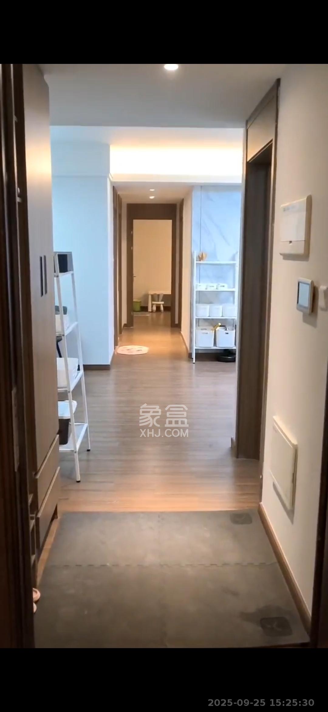 保利香槟国际 4室2厅2卫 2300.0元/月 保利香槟国际 4室2厅2卫 2300.0元/月室内图