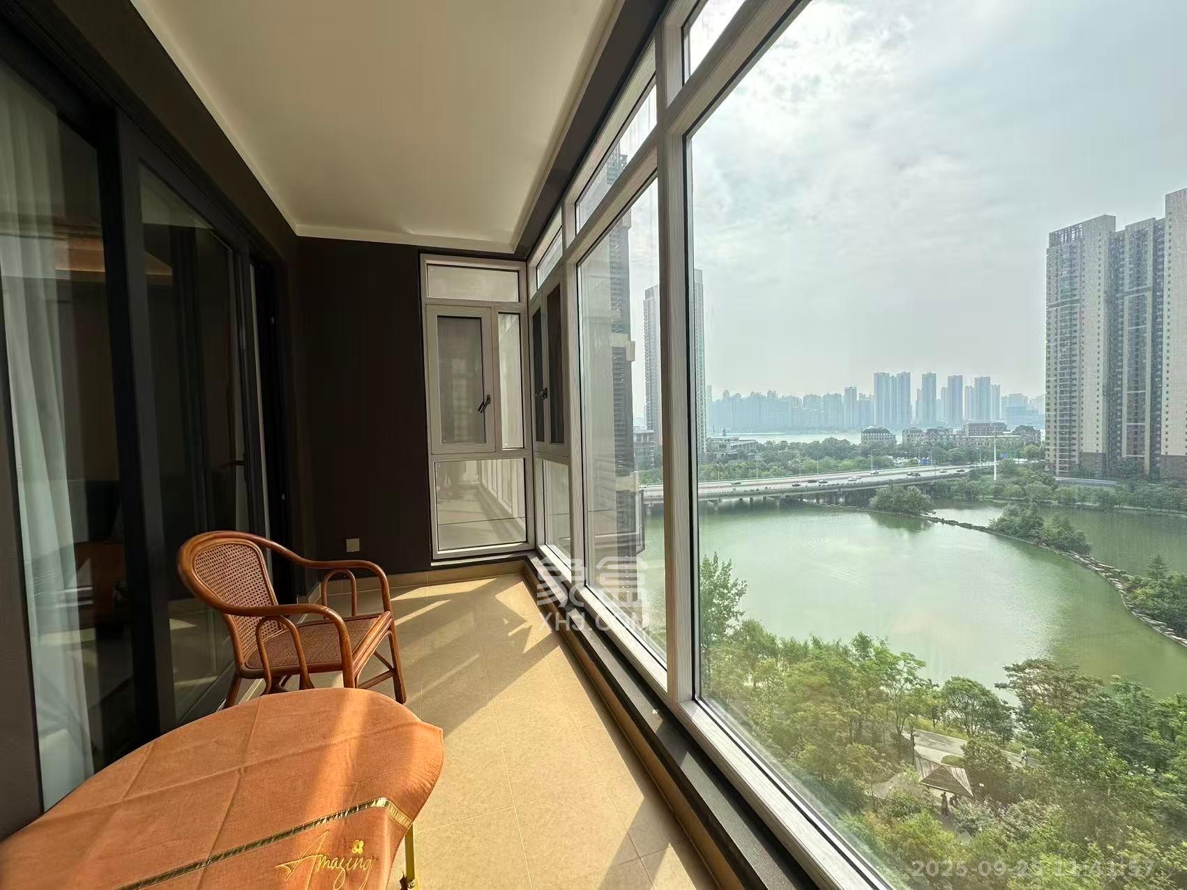 万科里金域国际 4室2厅2卫 6800.0元/月 万科里金域国际 4室2厅2卫 6800.0元/月室内图