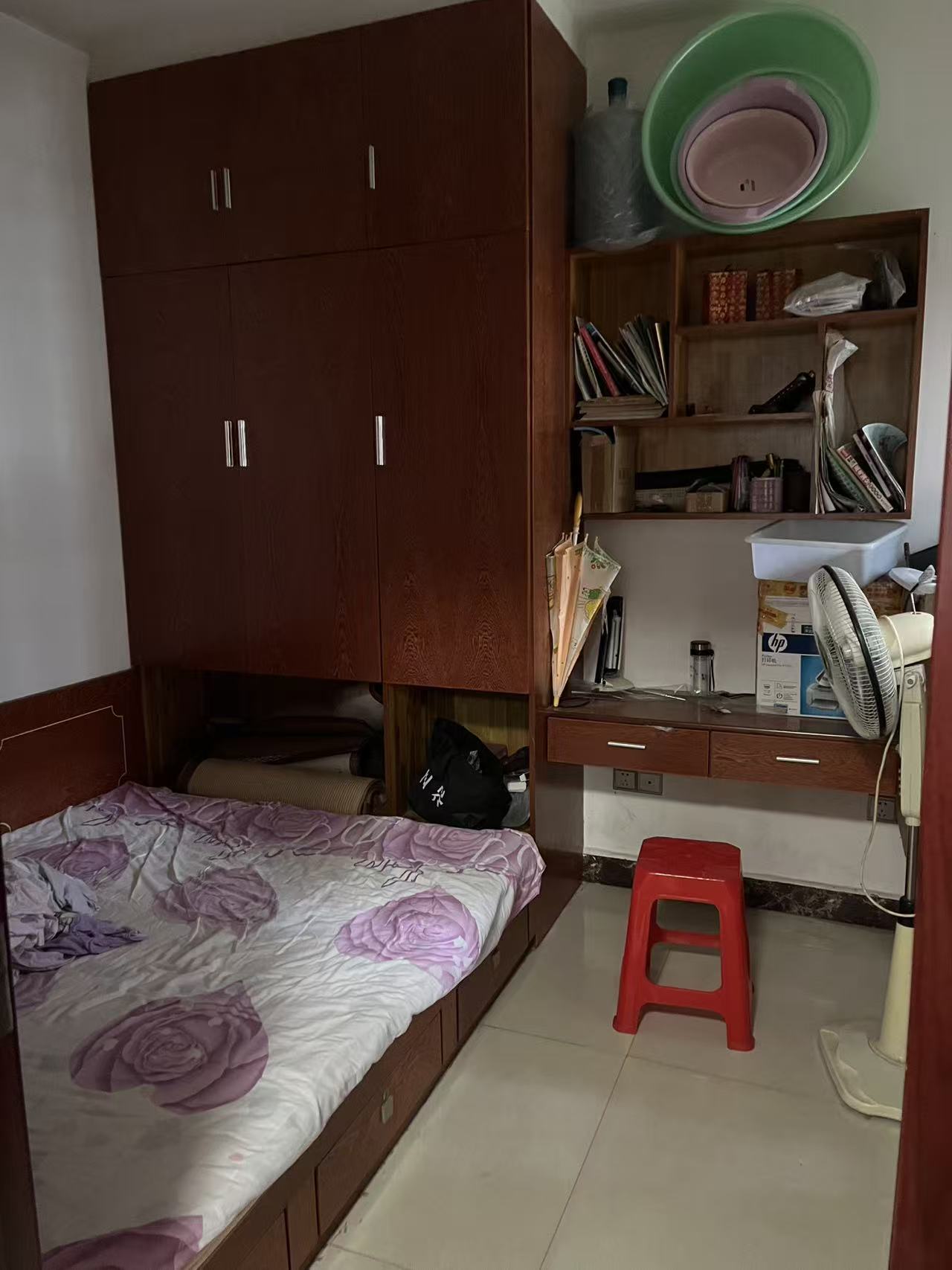 逸臣广场 2室2厅1卫 1600.0元/月 逸臣广场 2室2厅1卫 1600.0元/月室内图