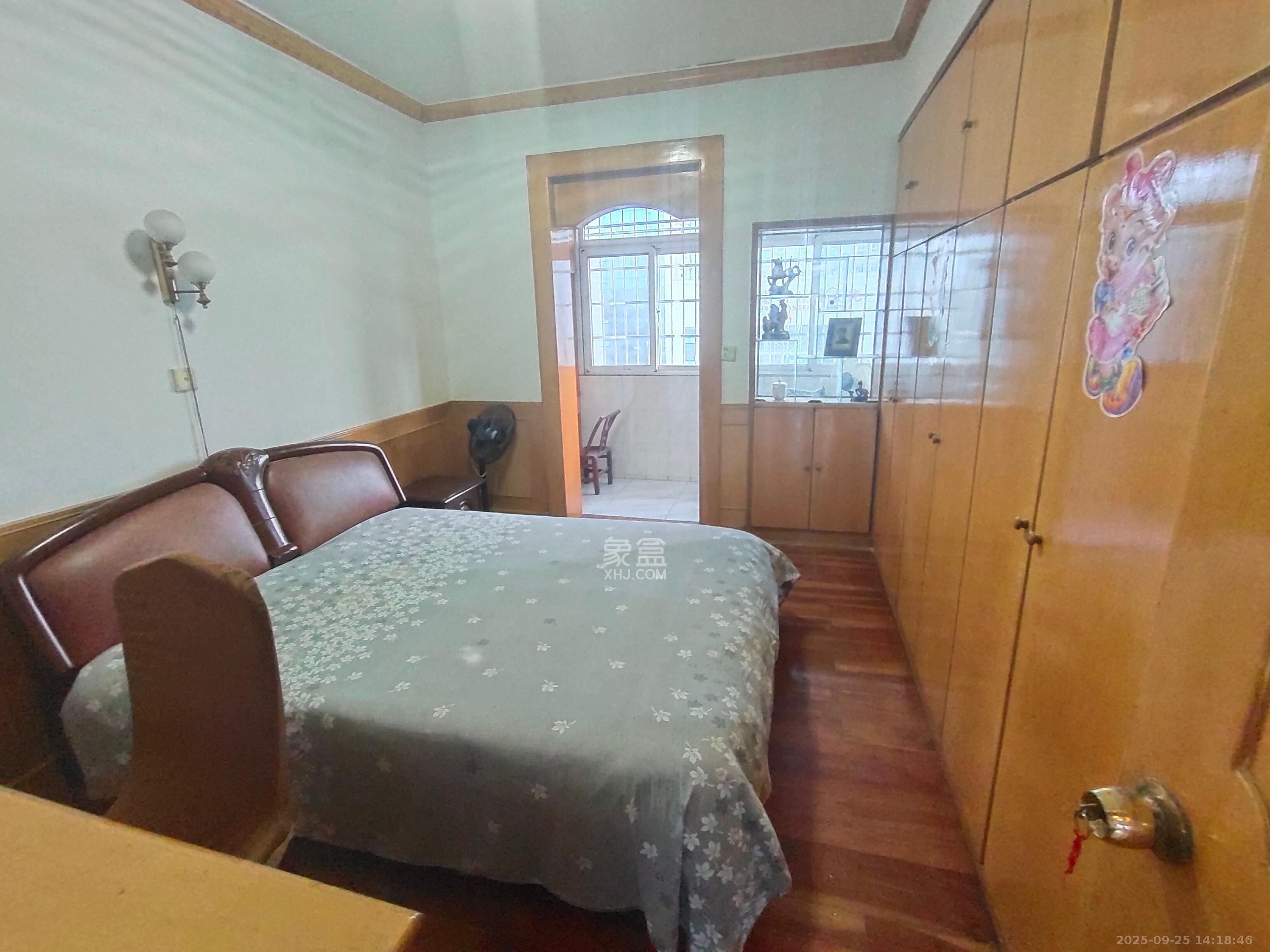 轴承厂宿舍 2室2厅1卫 1680.0元/月 轴承厂宿舍 2室2厅1卫 1680.0元/月室内图