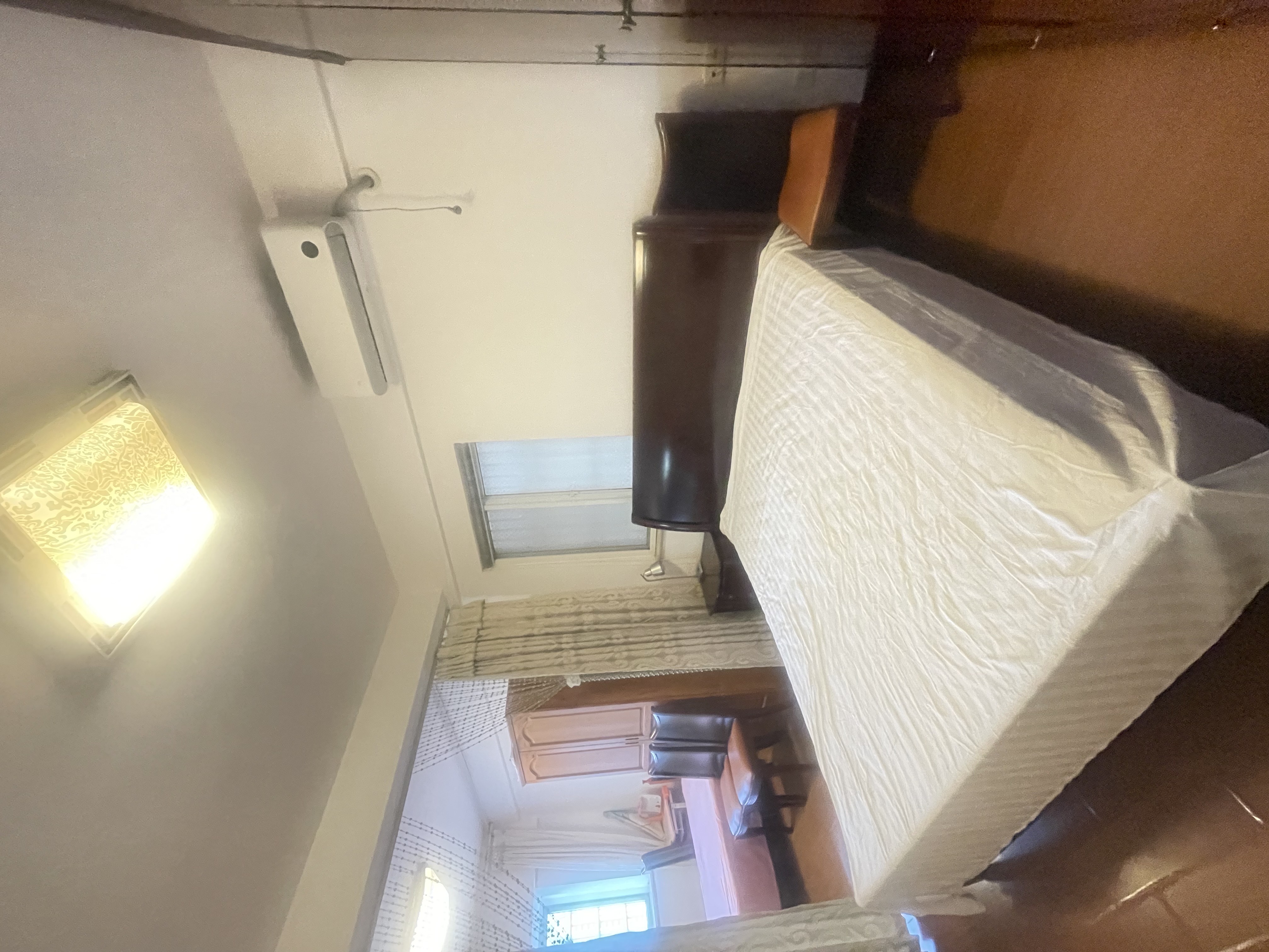 南亚广场 2室2厅1卫 2300.0元/月 南亚广场 2室2厅1卫 2300.0元/月室内图