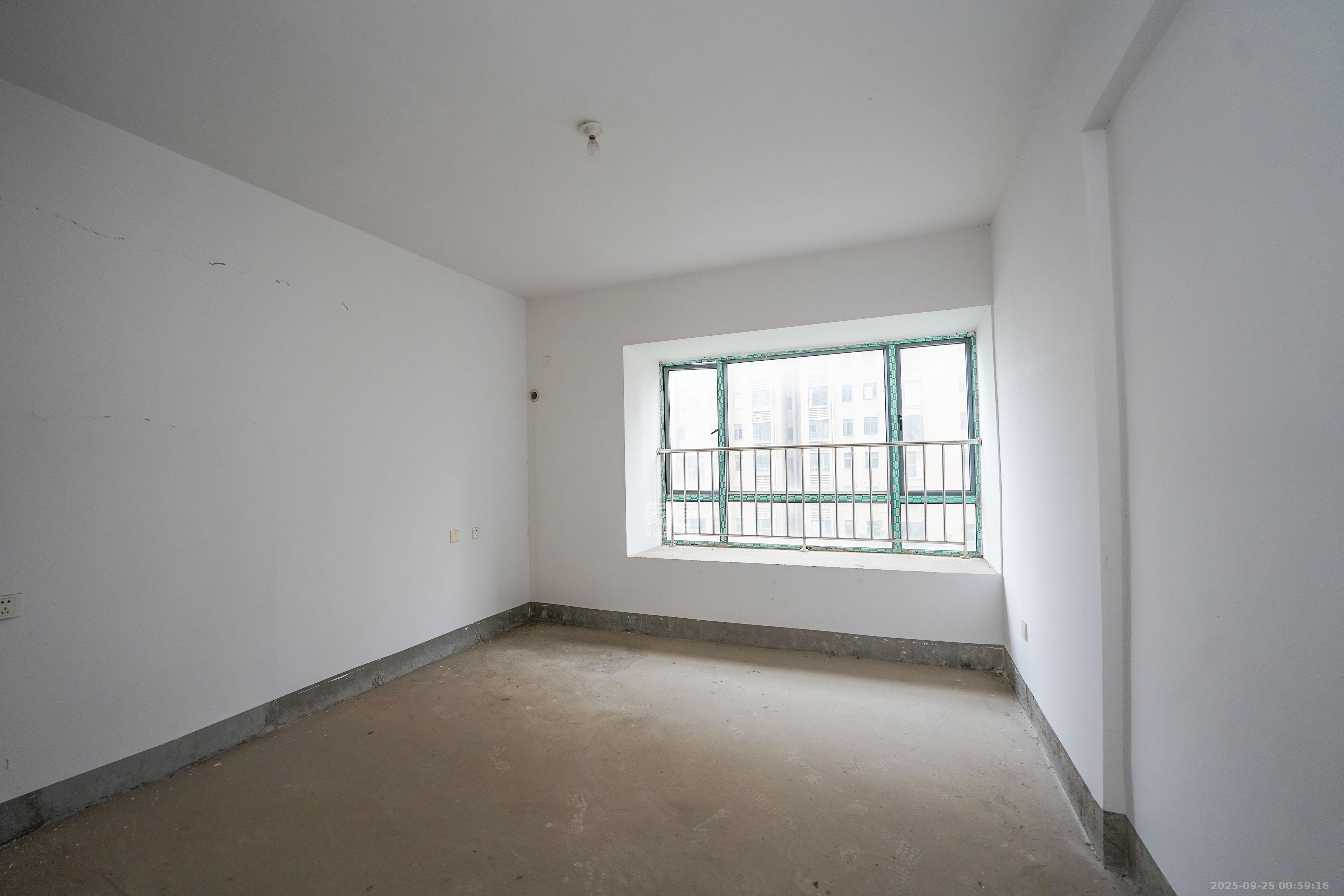 和美星城 4室1厅2卫 100.0万 和美星城 4室1厅2卫 100.0万卧室