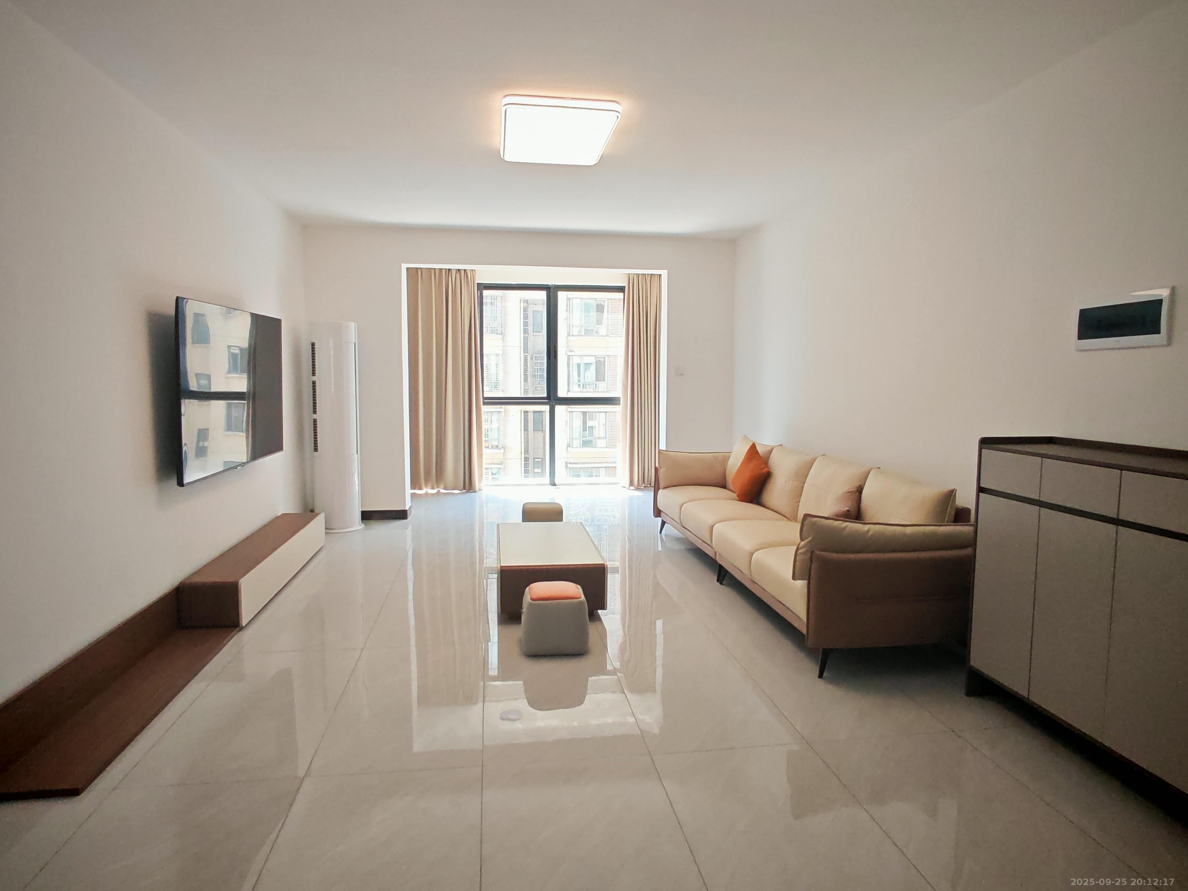 山语城一期  3室2厅2卫    2800.0元/月 山语城一期  3室2厅2卫    2800.0元/月