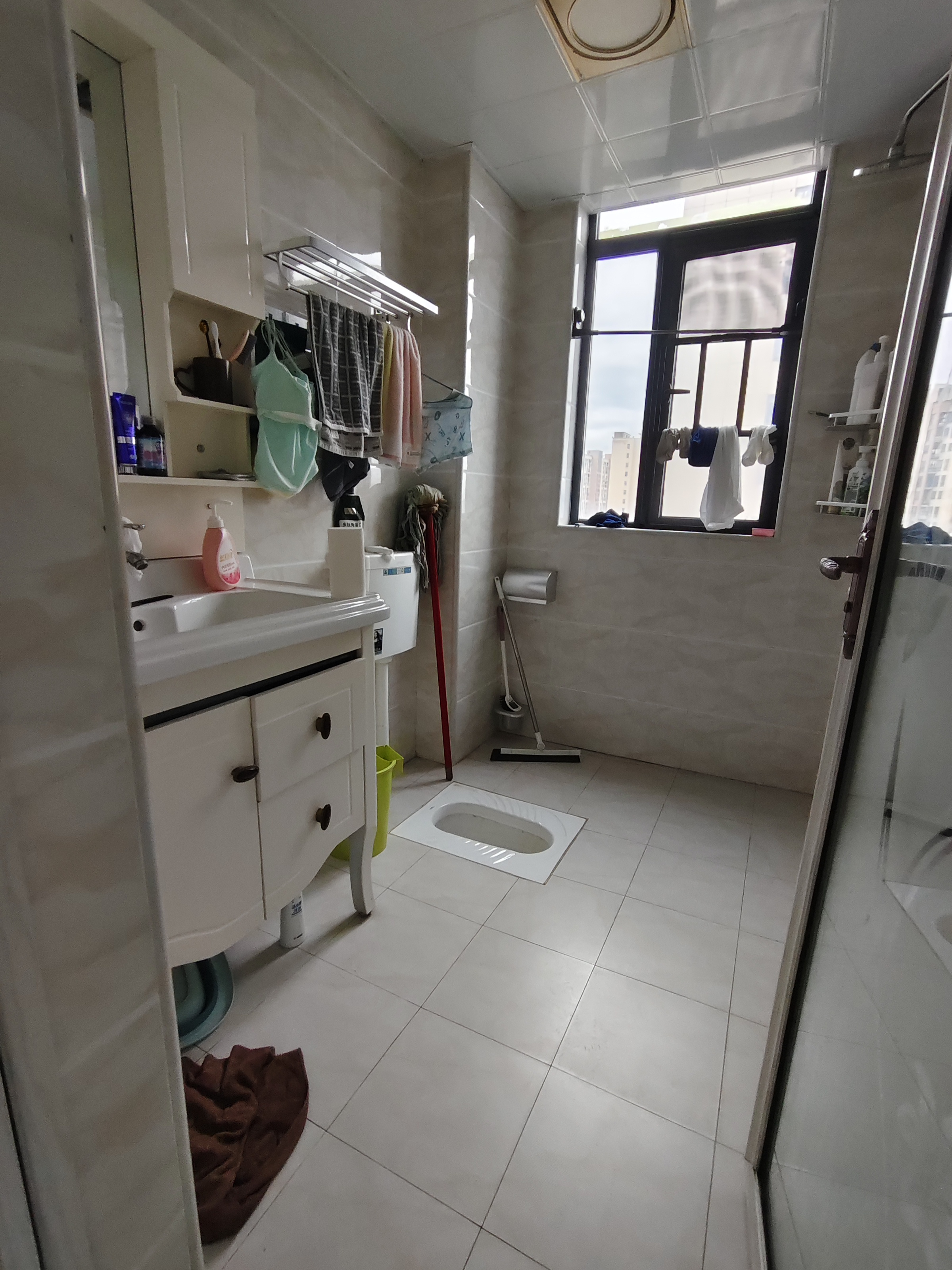 百弘学府城 1室0厅0卫 76.8万 百弘学府城 1室0厅0卫 76.8万客厅