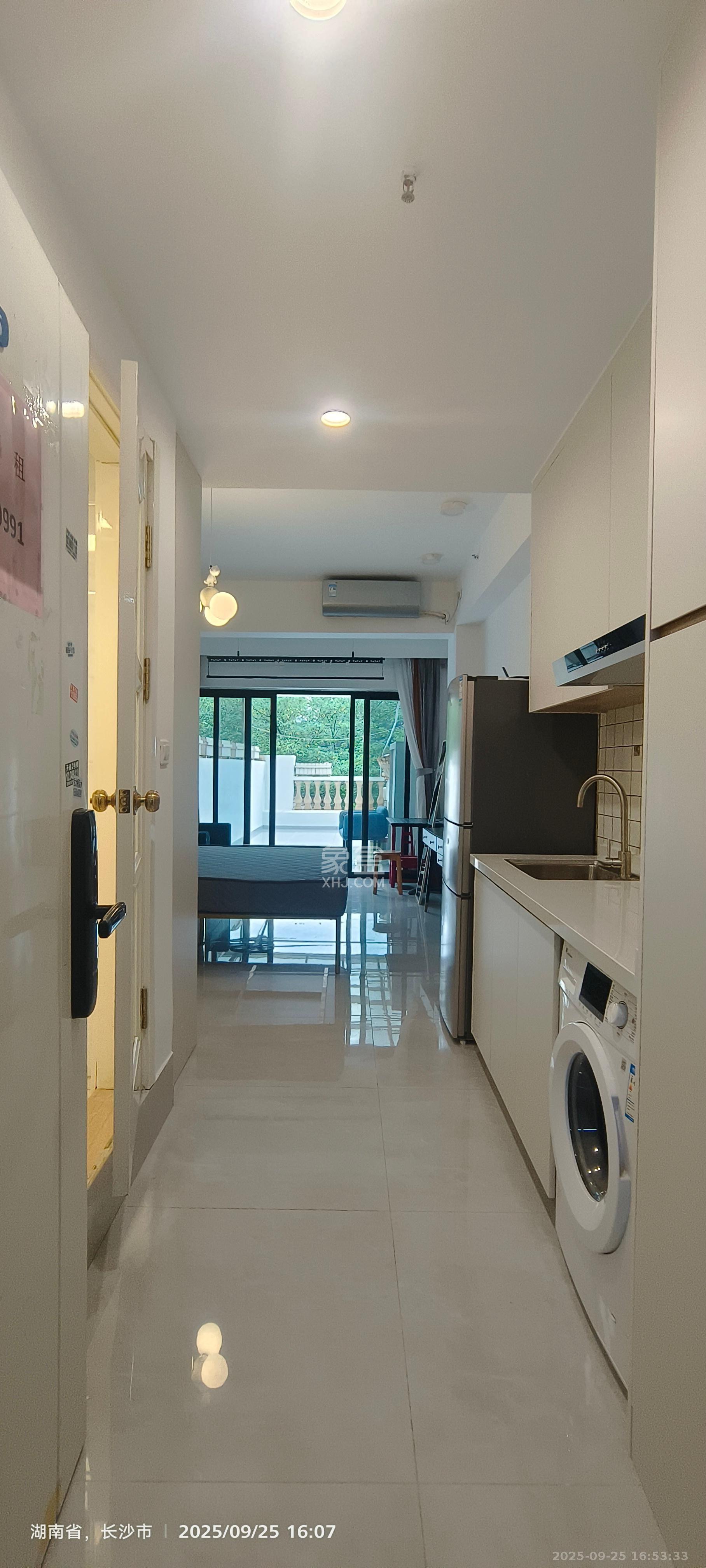 碧桂园威尼斯城 1室1厅1卫 1400.0元/月 碧桂园威尼斯城 1室1厅1卫 1400.0元/月室内图