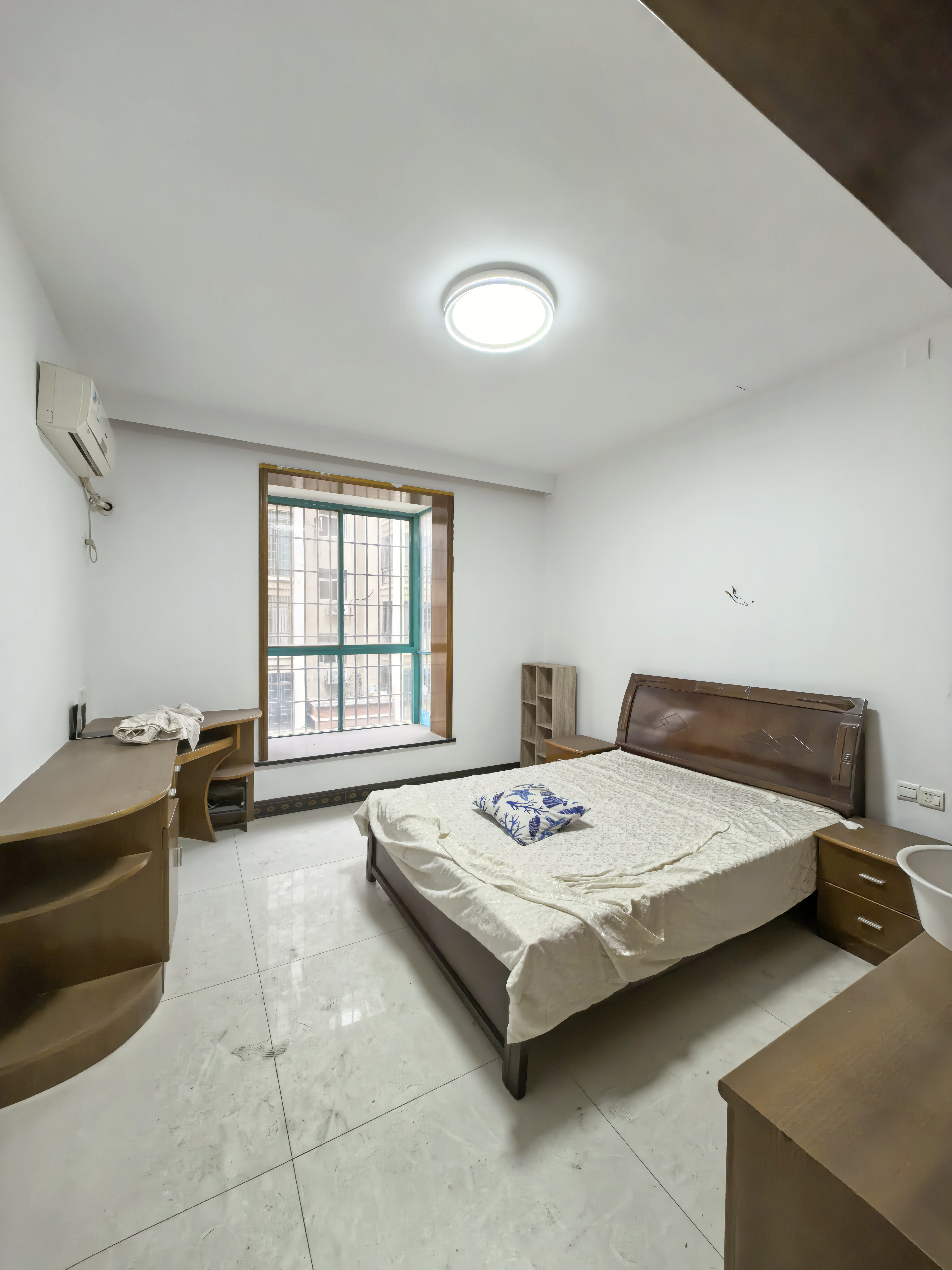 加州阳光小区(吉星阳光) 3室2厅2卫 60.0万 加州阳光小区(吉星阳光) 3室2厅2卫 60.0万客厅