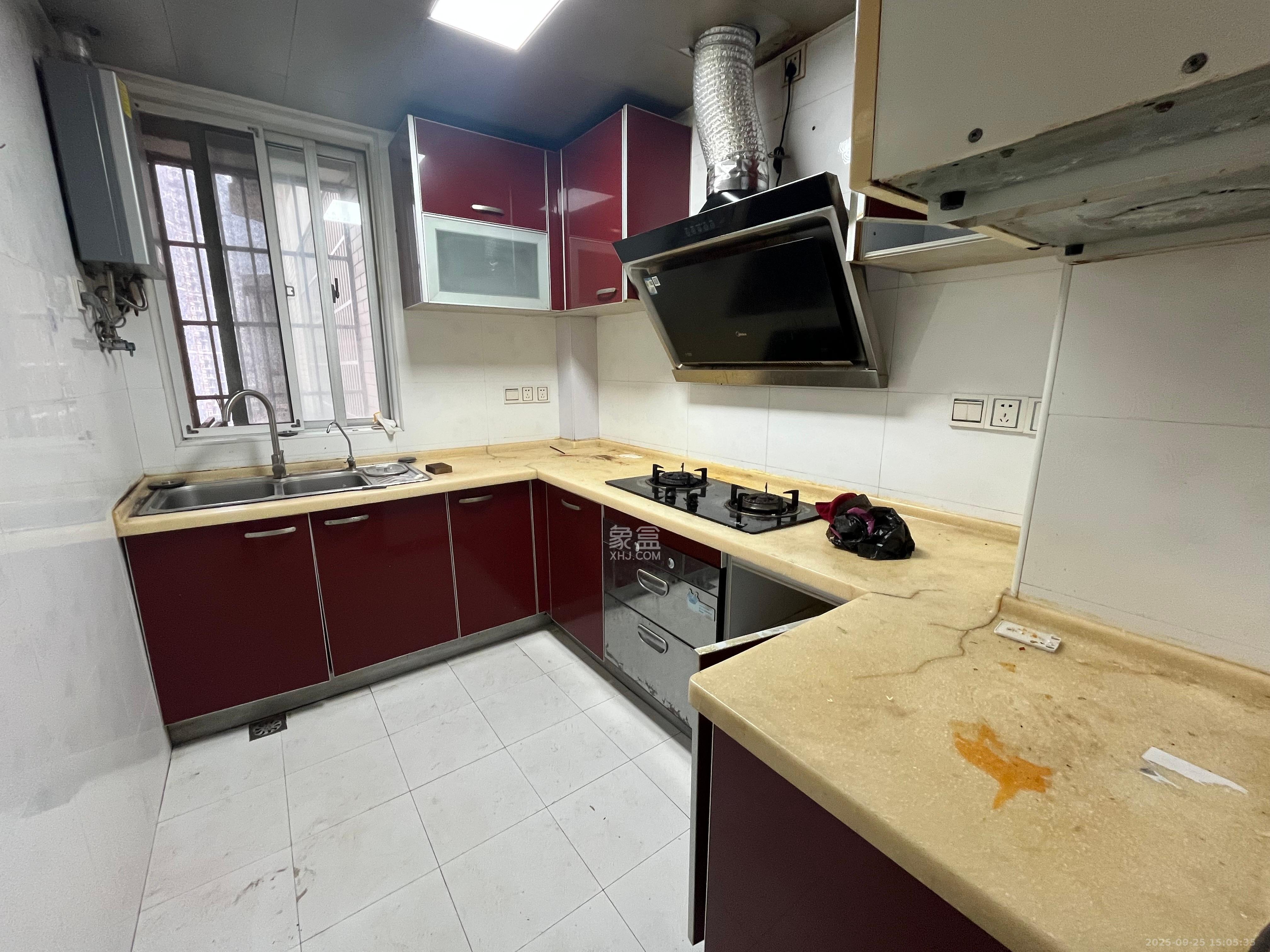 香海西岸  3室2厅1卫    2800.0元/月室内图