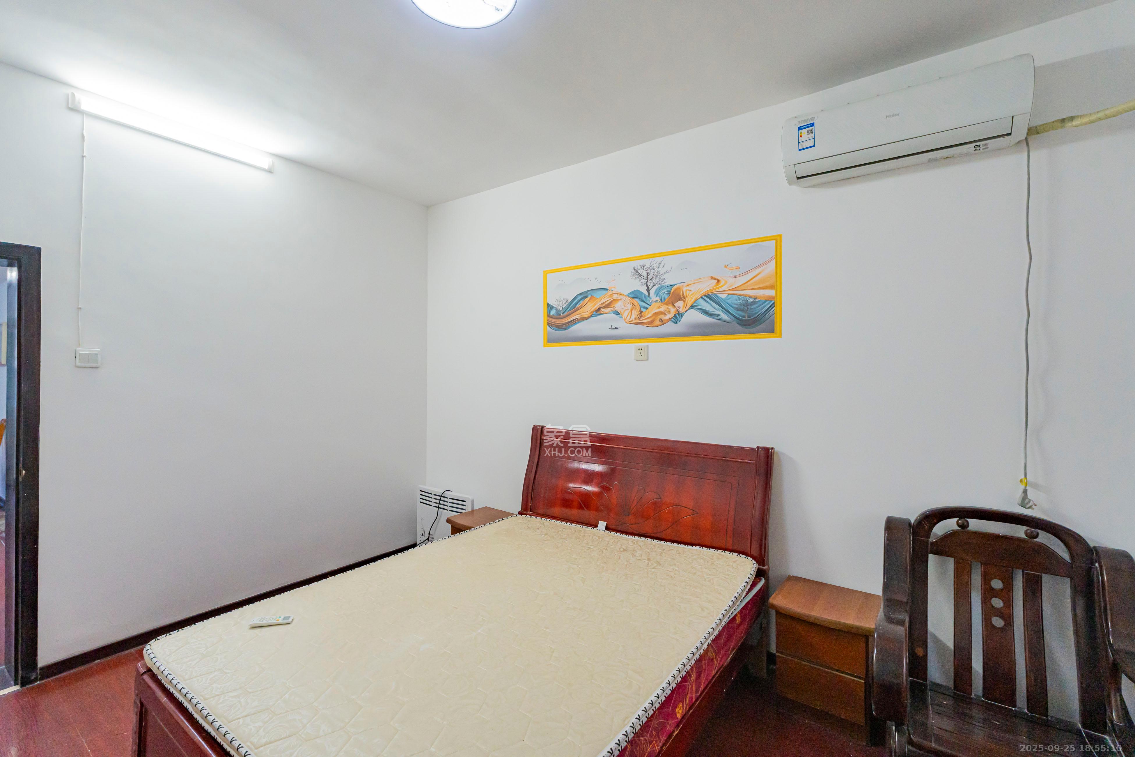 化工宿舍  1室0厅0卫    45.0万卧室