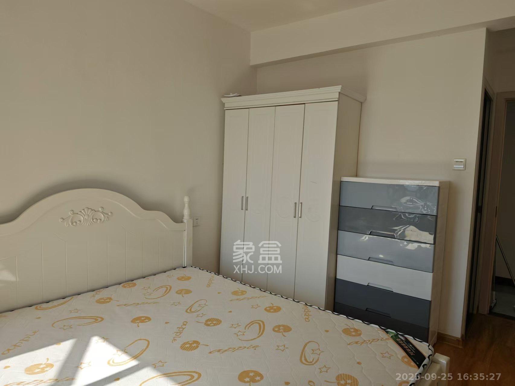 中建嘉和城 3室2厅2卫 2100.0元/月 中建嘉和城 3室2厅2卫 2100.0元/月室内图