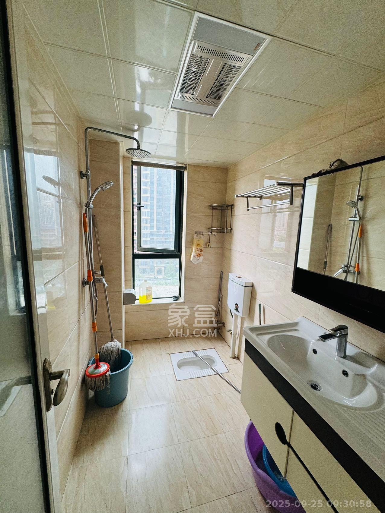 兴旺正佳广场(金石雅苑)  3室2厅2卫    3000.0元/月 兴旺正佳广场(金石雅苑)  3室2厅2卫    3000.0元/月室内图