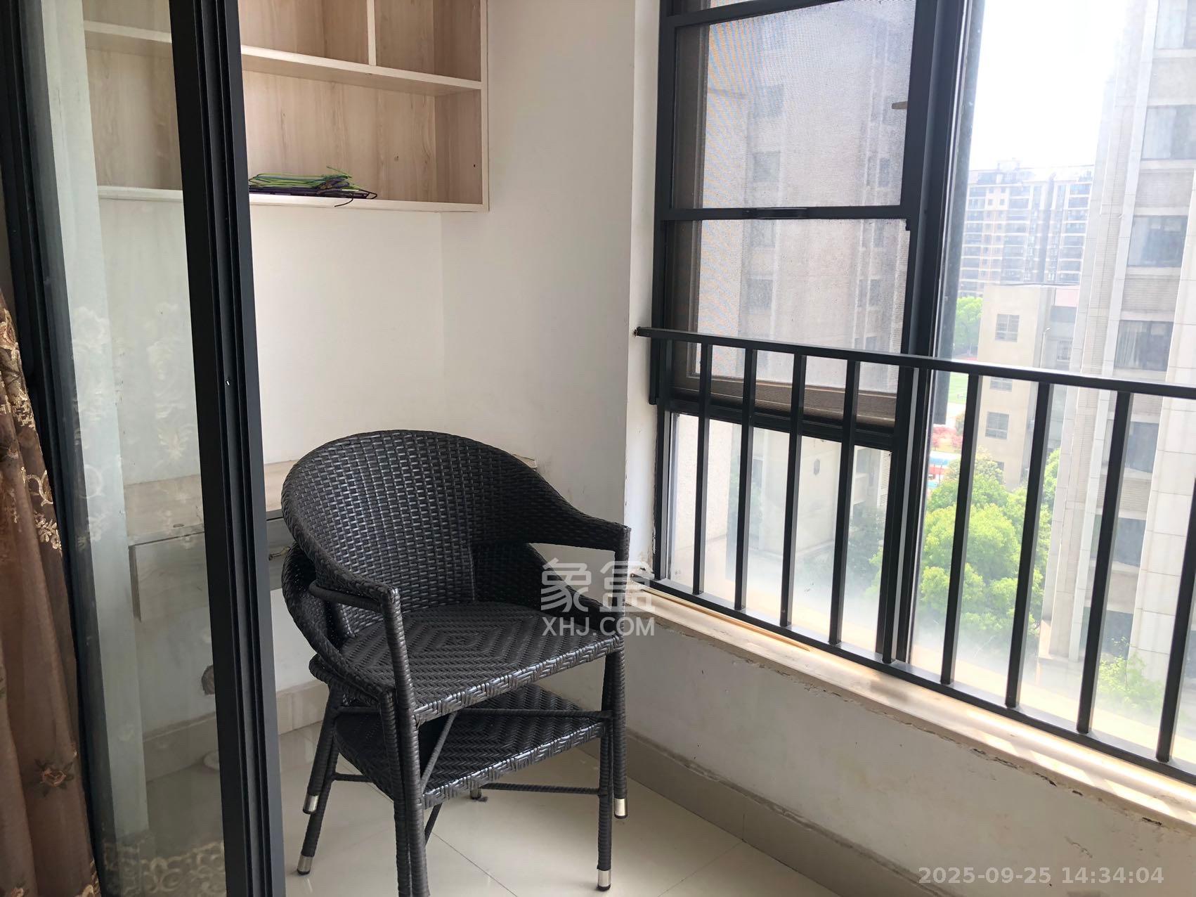 茂华禧都会 2室2厅1卫 2500.0元/月 茂华禧都会 2室2厅1卫 2500.0元/月室内图