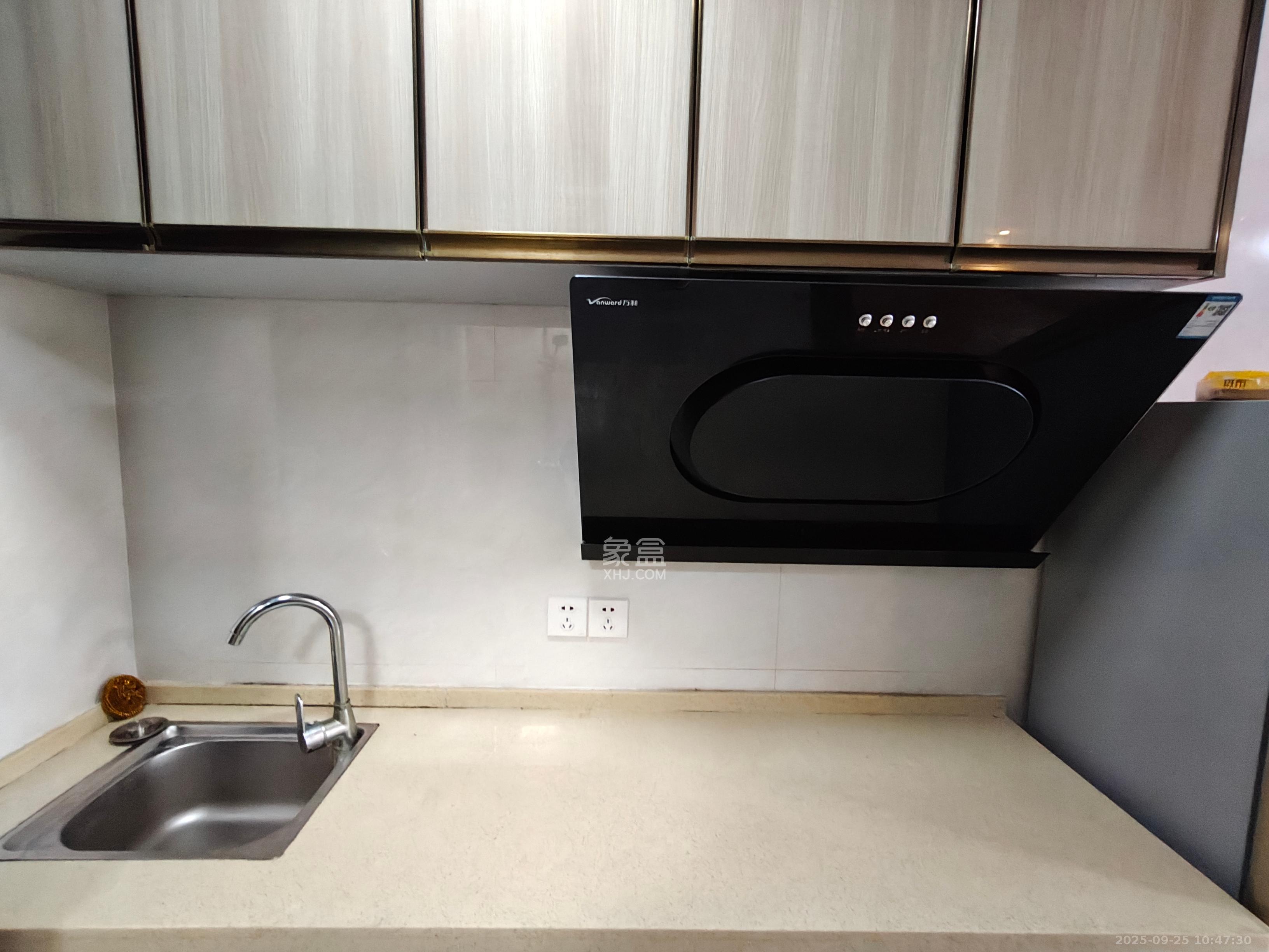 中海新城熙岸（中信新城五期）  1室0厅1卫    1250.0元/月室内图