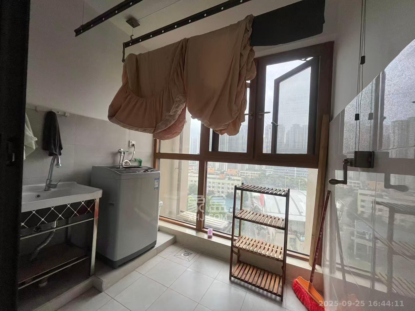 梅溪湖合能璞丽  3室2厅2卫    2600.0元/月室内图