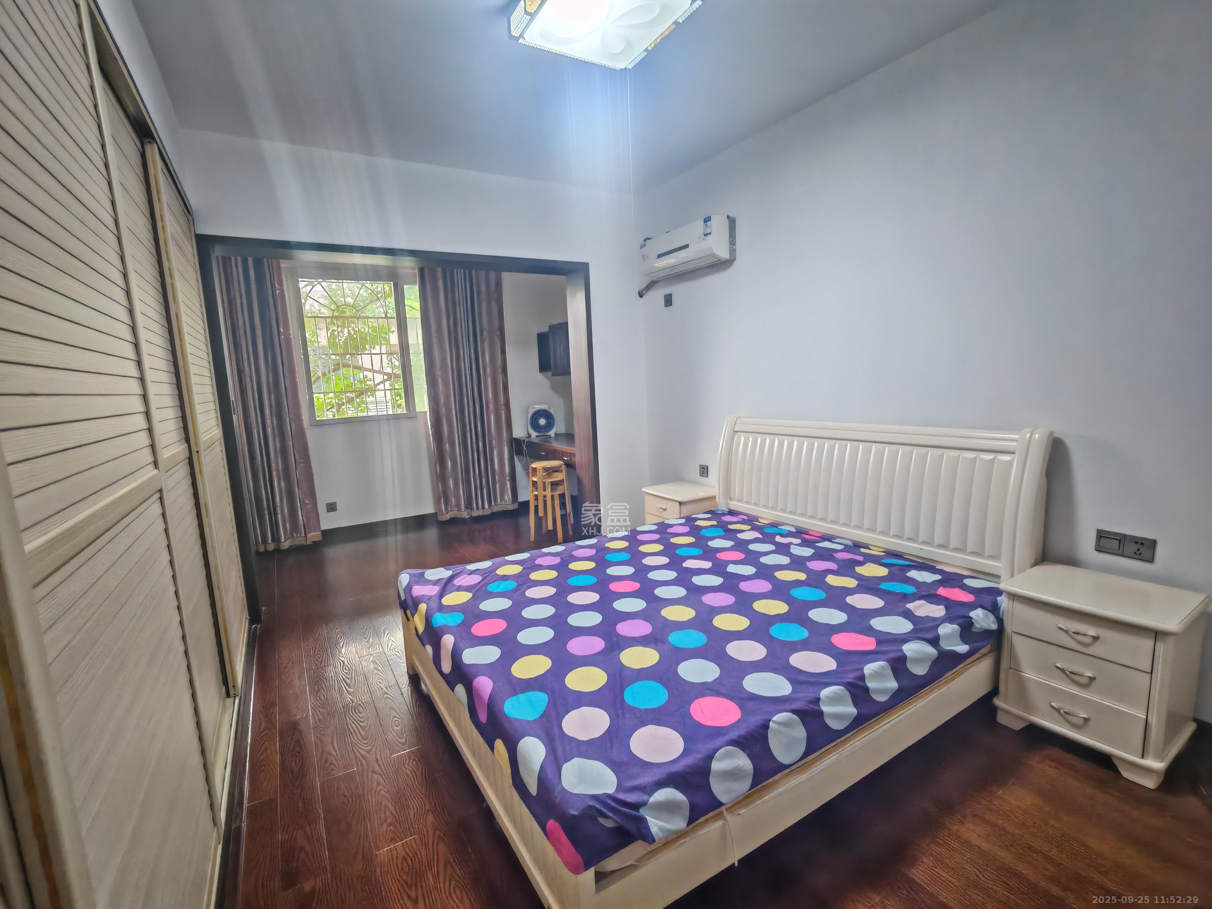 湖南省特种设备检验检测院宿舍楼  3室2厅1卫    2400.0元/月 湖南省特种设备检验检测院宿舍楼  3室2厅1卫    2400.0元/月室内图