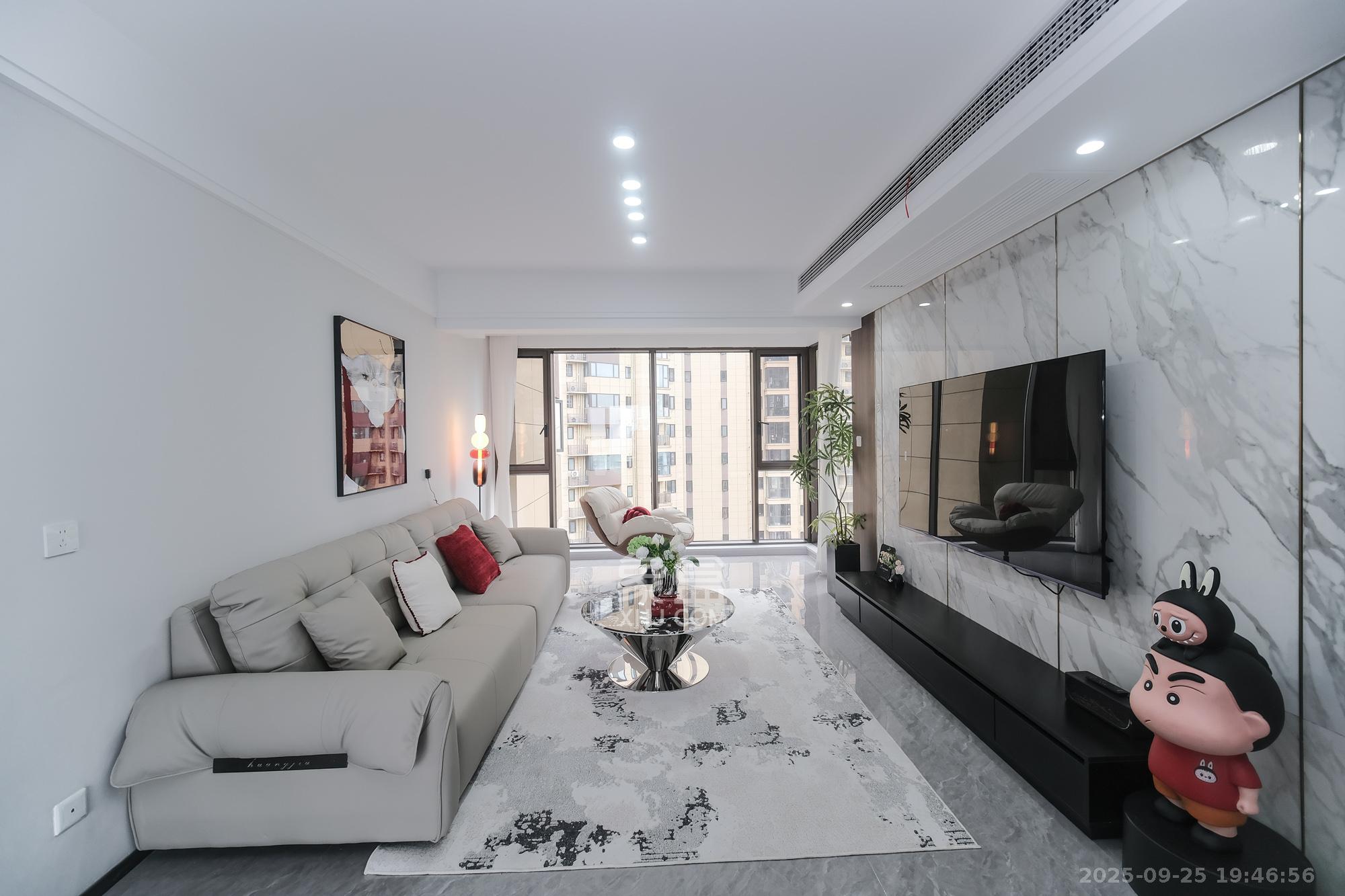 保利香槟国际  4室2厅2卫    105.8万