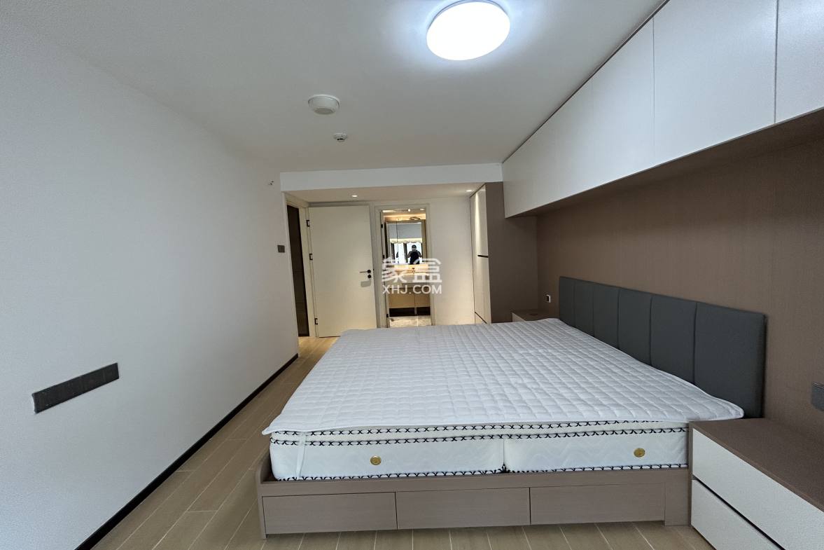 海航豪庭南苑  1室1厅2卫    3600.0元/月 海航豪庭南苑  1室1厅2卫    3600.0元/月室内图