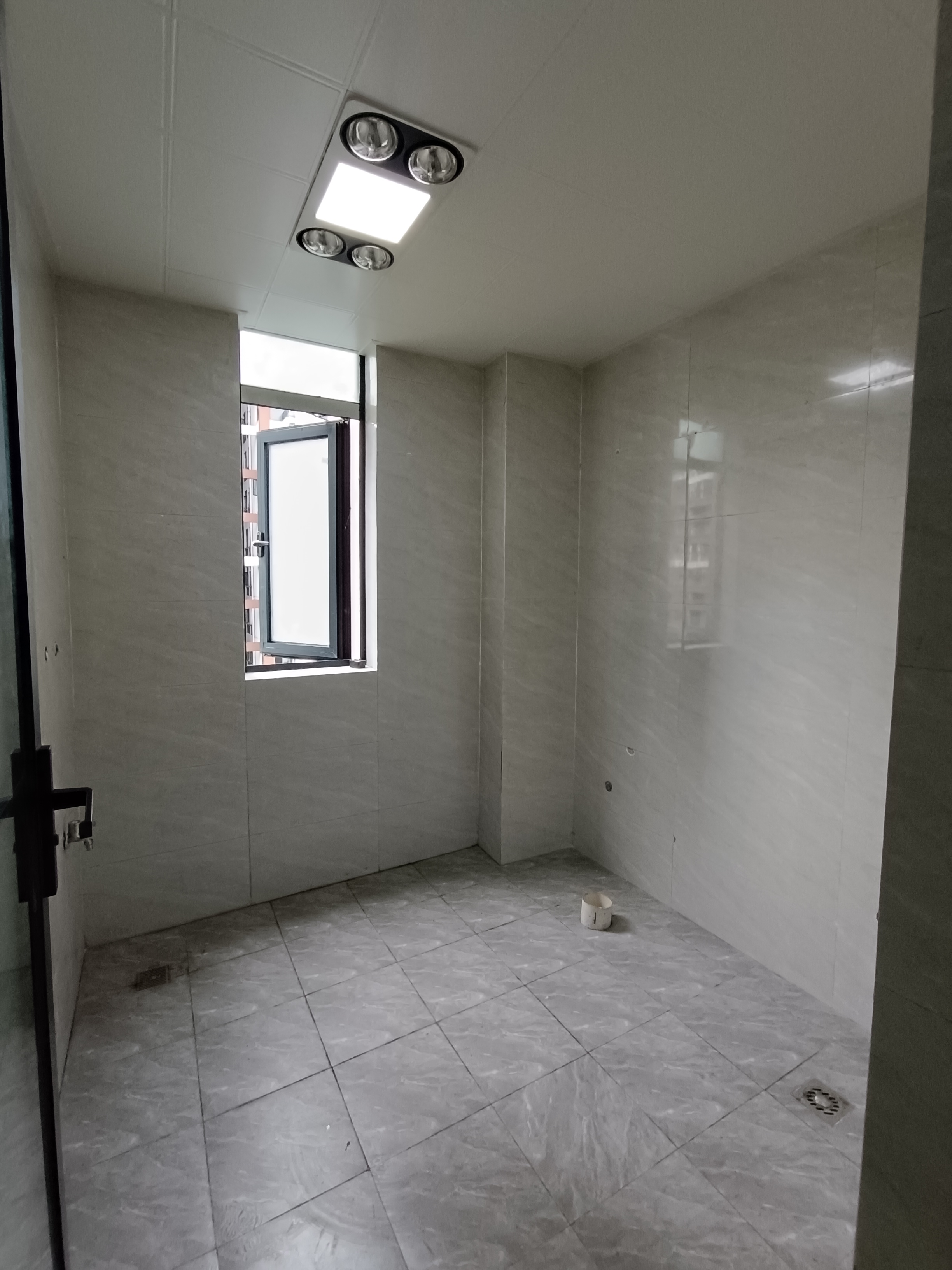 南门口安置小区二期 2室1厅1卫 2083.0元/月 南门口安置小区二期 2室1厅1卫 2083.0元/月室内图