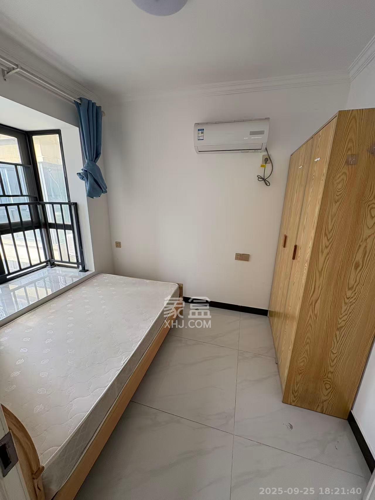 天元涉外桃园  3室2厅2卫    2350.0元/月室内图