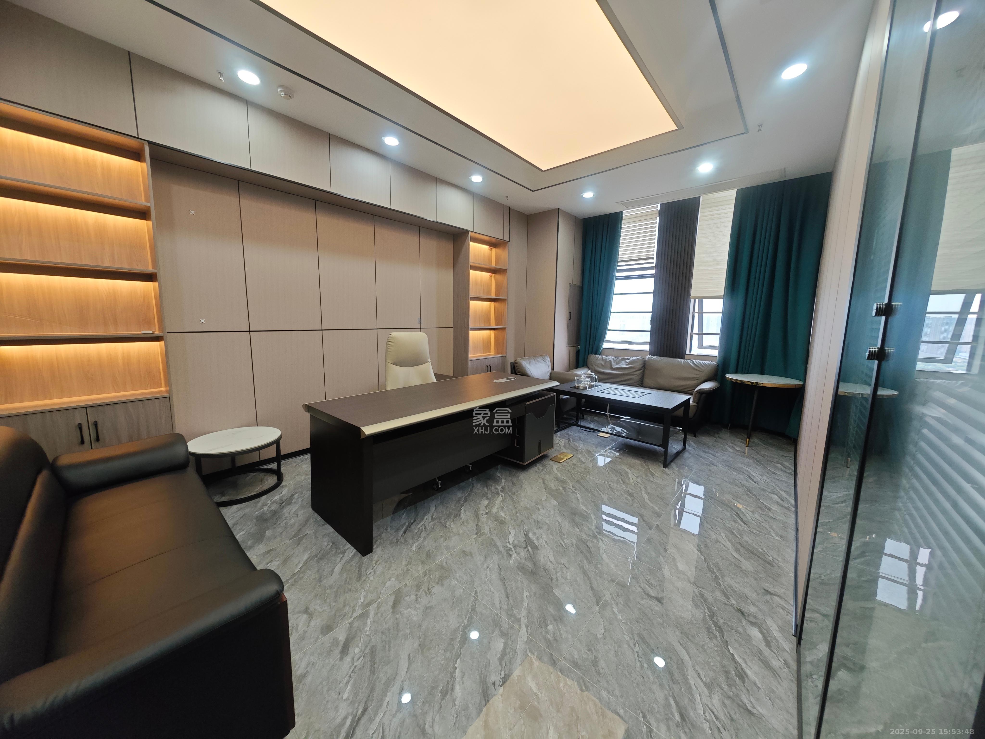 华润置地广场二期 1室0厅0卫 8000.0元/月 华润置地广场二期 1室0厅0卫 8000.0元/月室内图