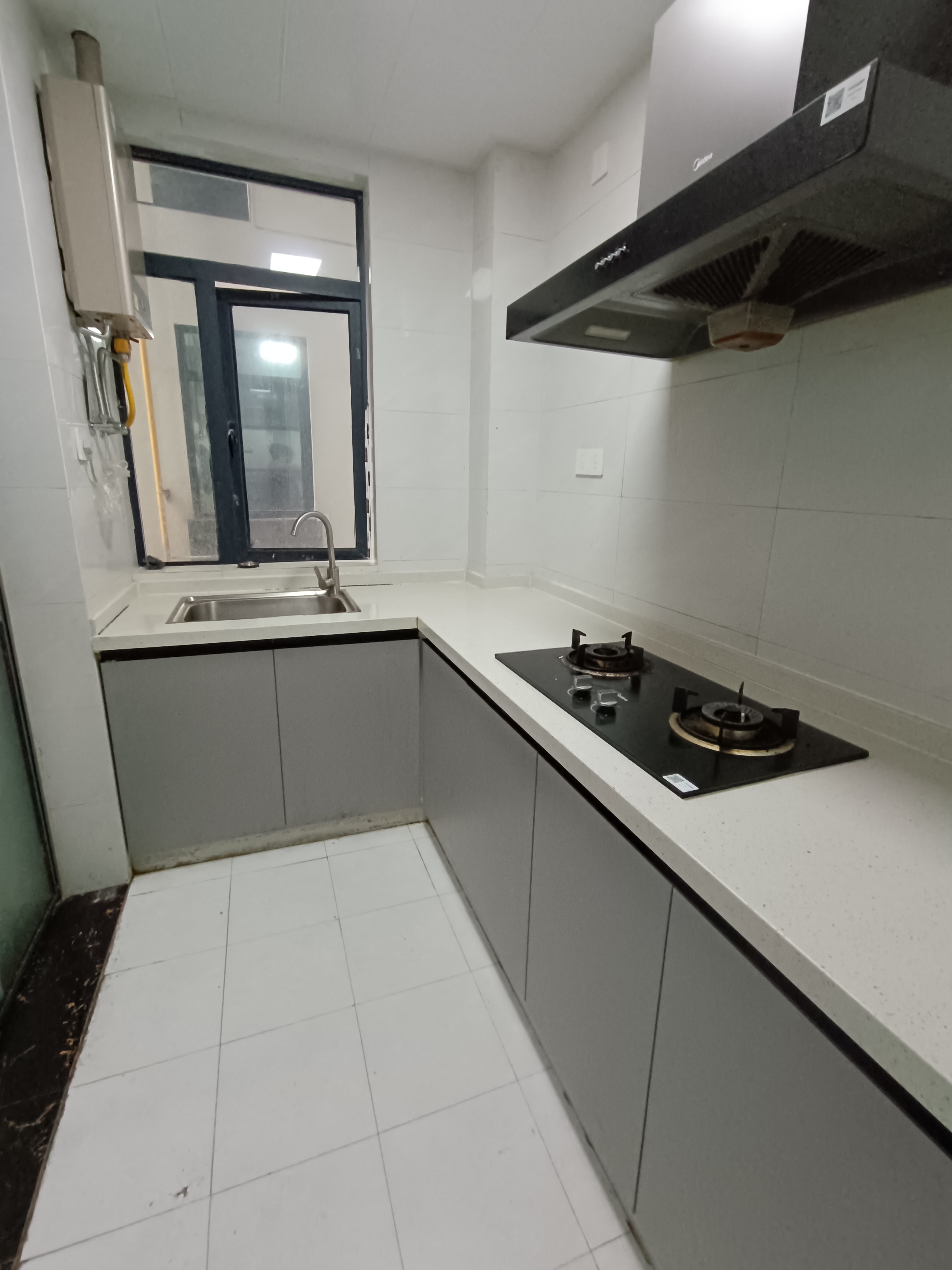 南门口安置小区二期 2室1厅1卫 2083.0元/月 南门口安置小区二期 2室1厅1卫 2083.0元/月室内图