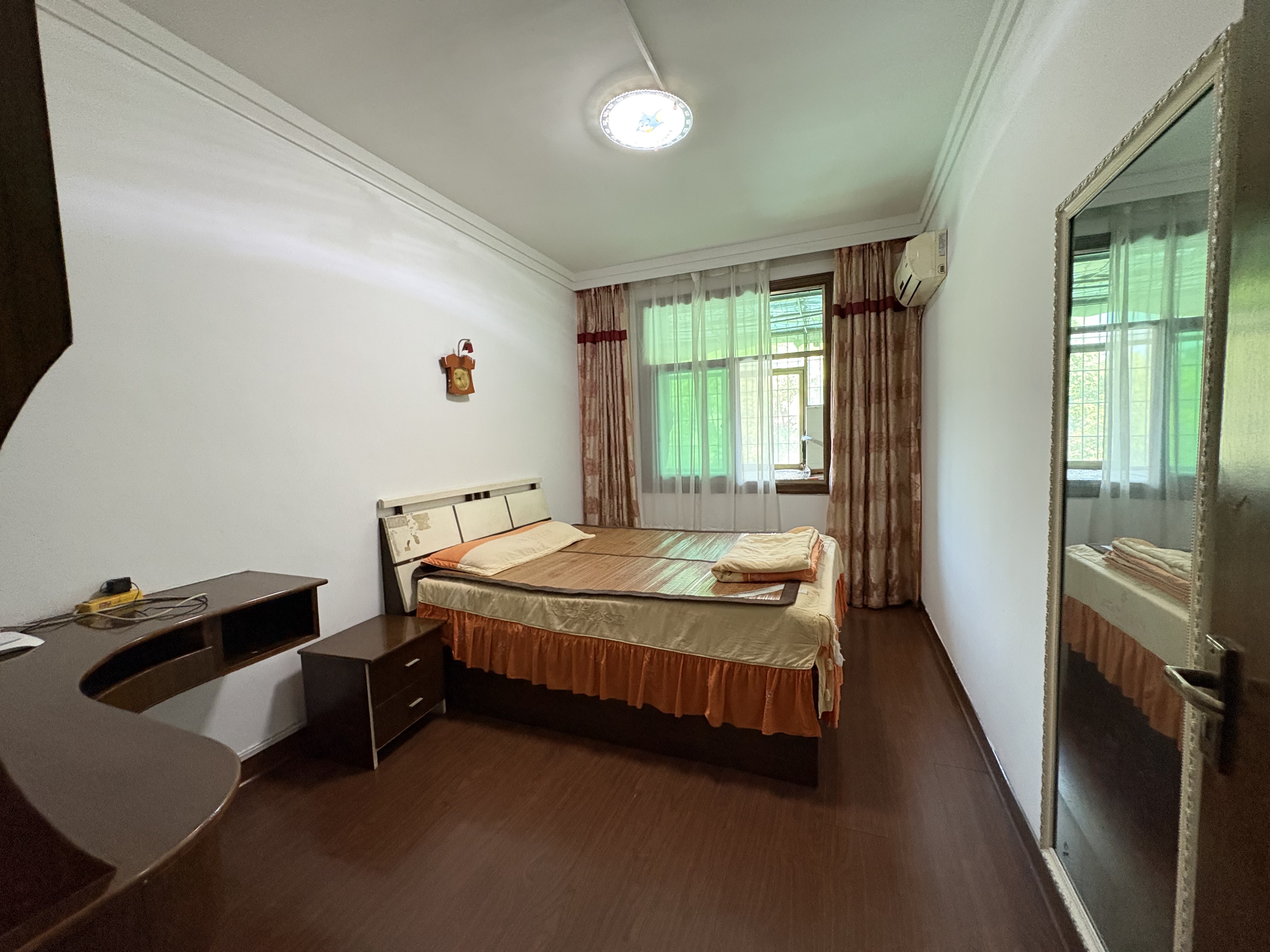 娄星区散盘 3室2厅2卫 48.8万 娄星区散盘 3室2厅2卫 48.8万客厅