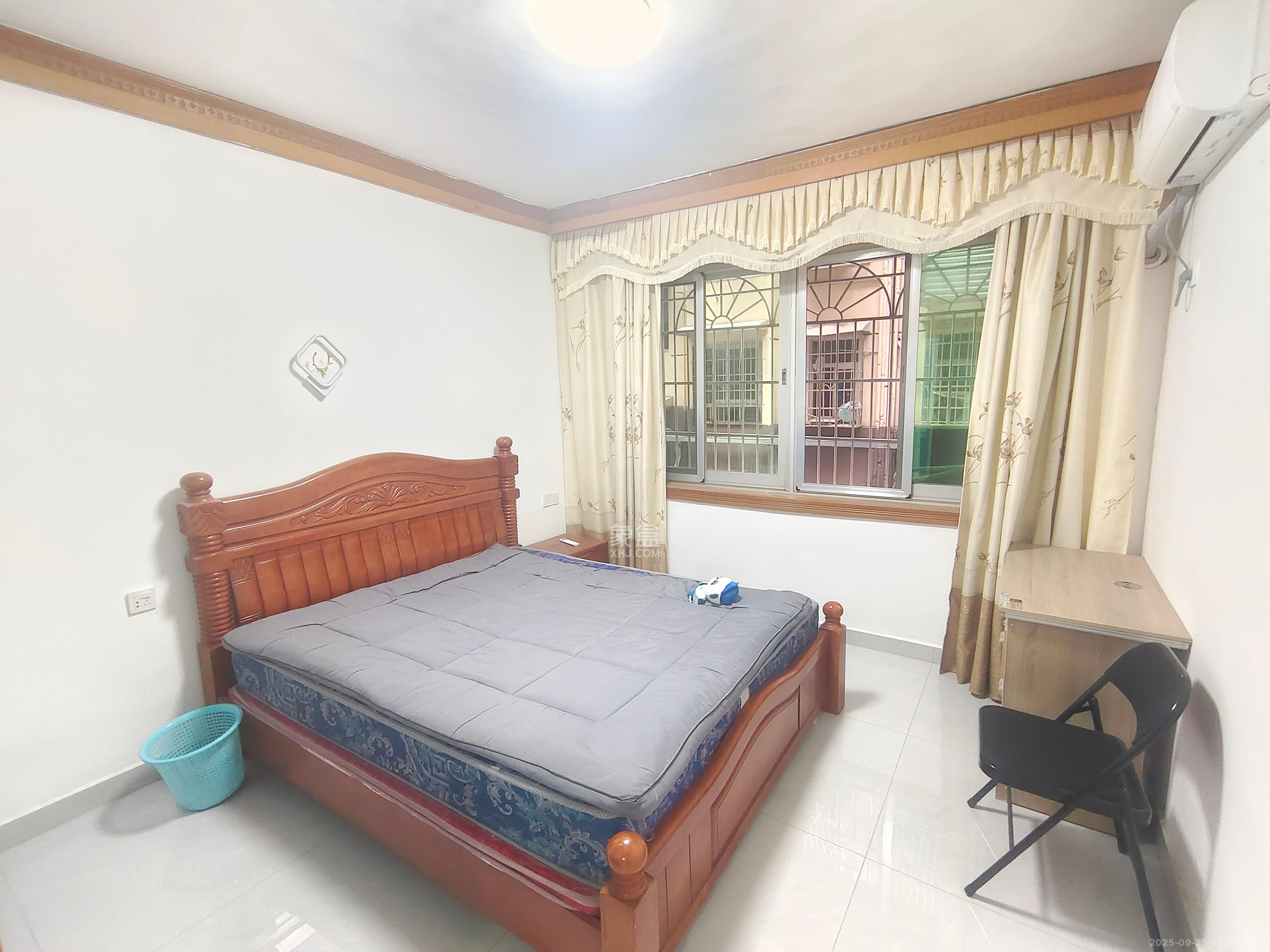 望兴家园  3室2厅2卫    2400.0元/月室内图