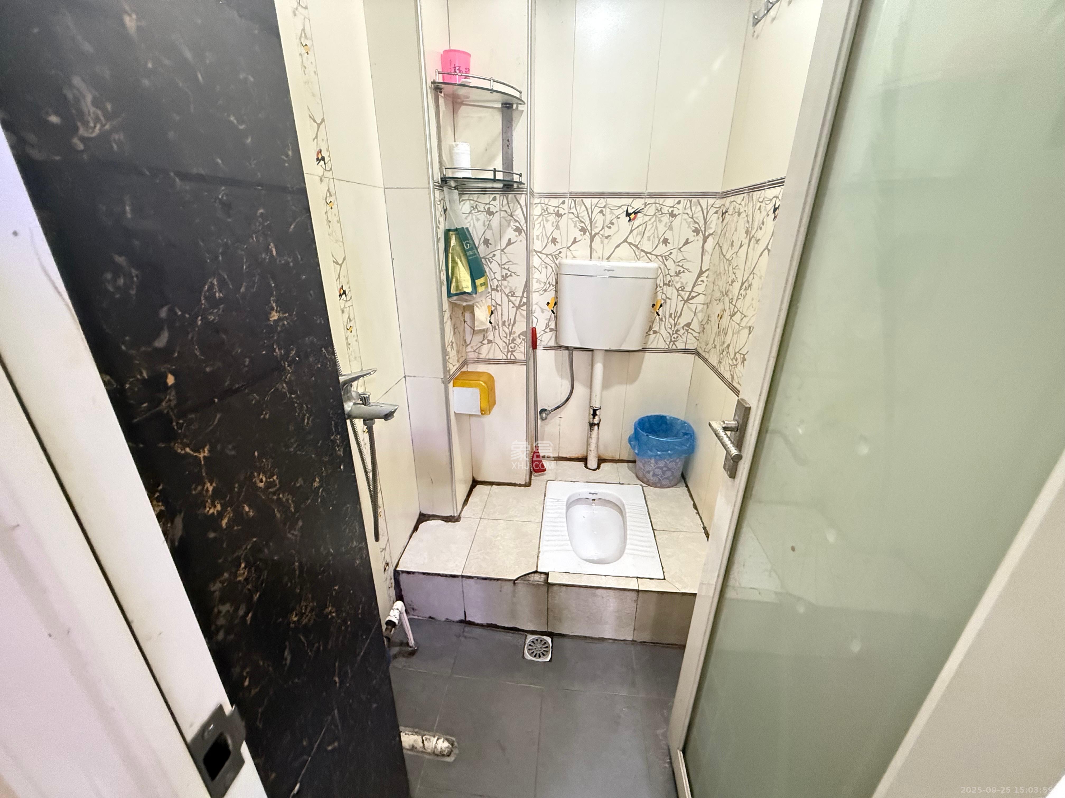 旭日东升 1室1厅1卫 1400.0元/月 旭日东升 1室1厅1卫 1400.0元/月室内图