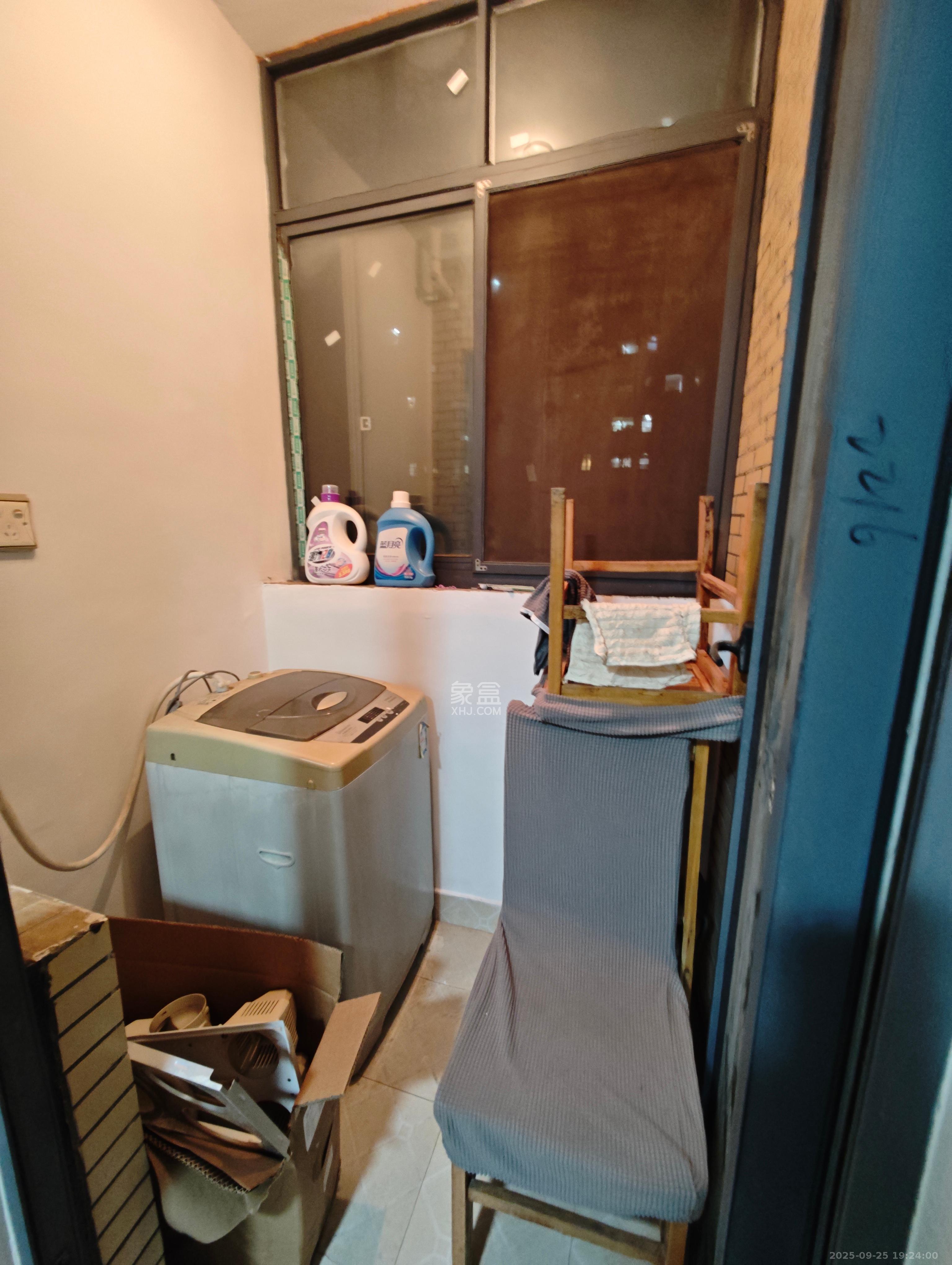 中国铁建国际城一期 1室1厅1卫 1200.0元/月 中国铁建国际城一期 1室1厅1卫 1200.0元/月室内图