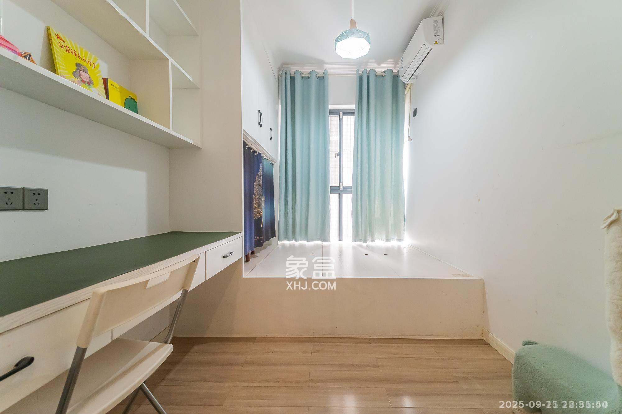 恒基凯旋门三期 4室2厅2卫 4000.0元/月 恒基凯旋门三期 4室2厅2卫 4000.0元/月室内图