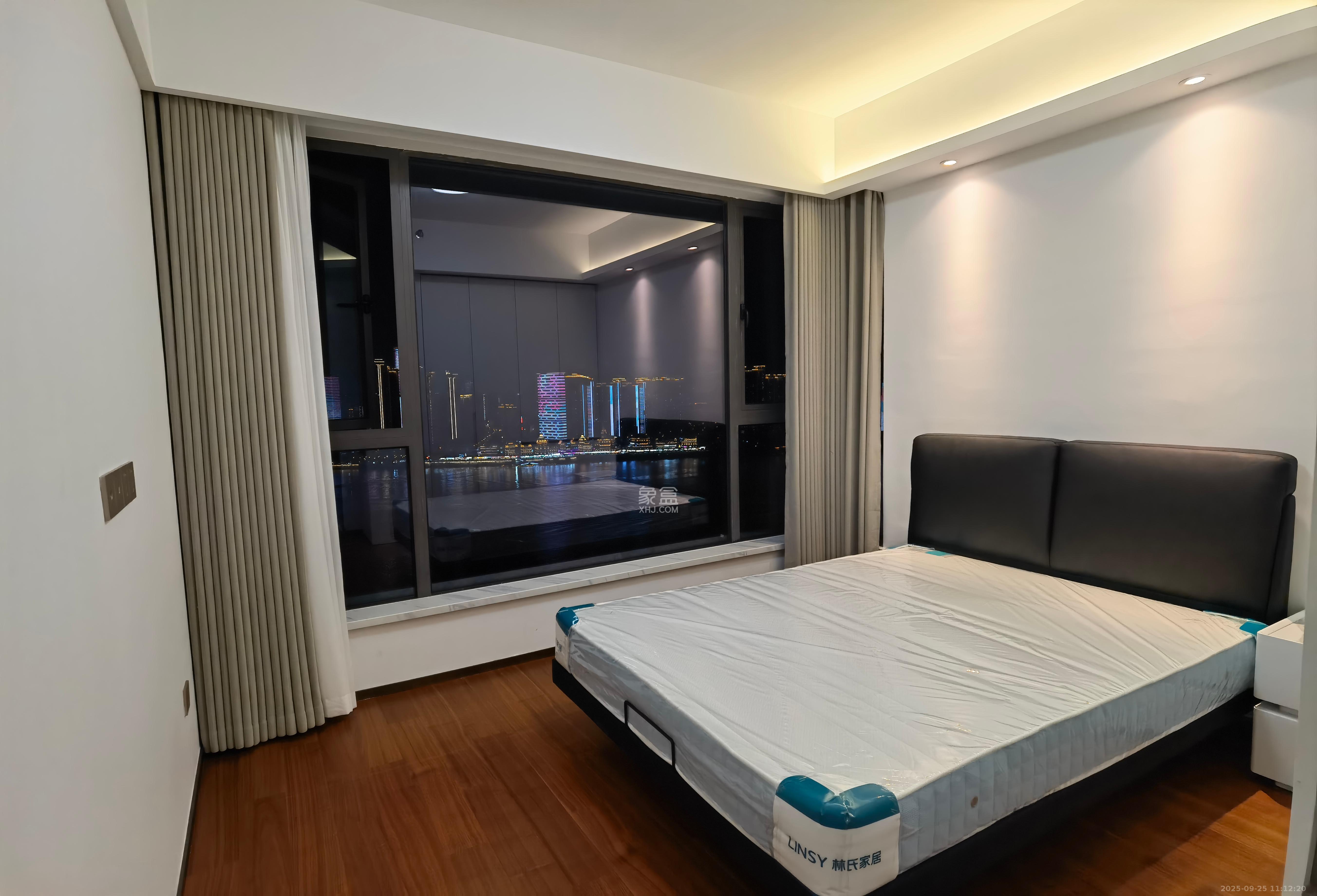 北辰瀚江府  3室2厅2卫    8500.0元/月室内图