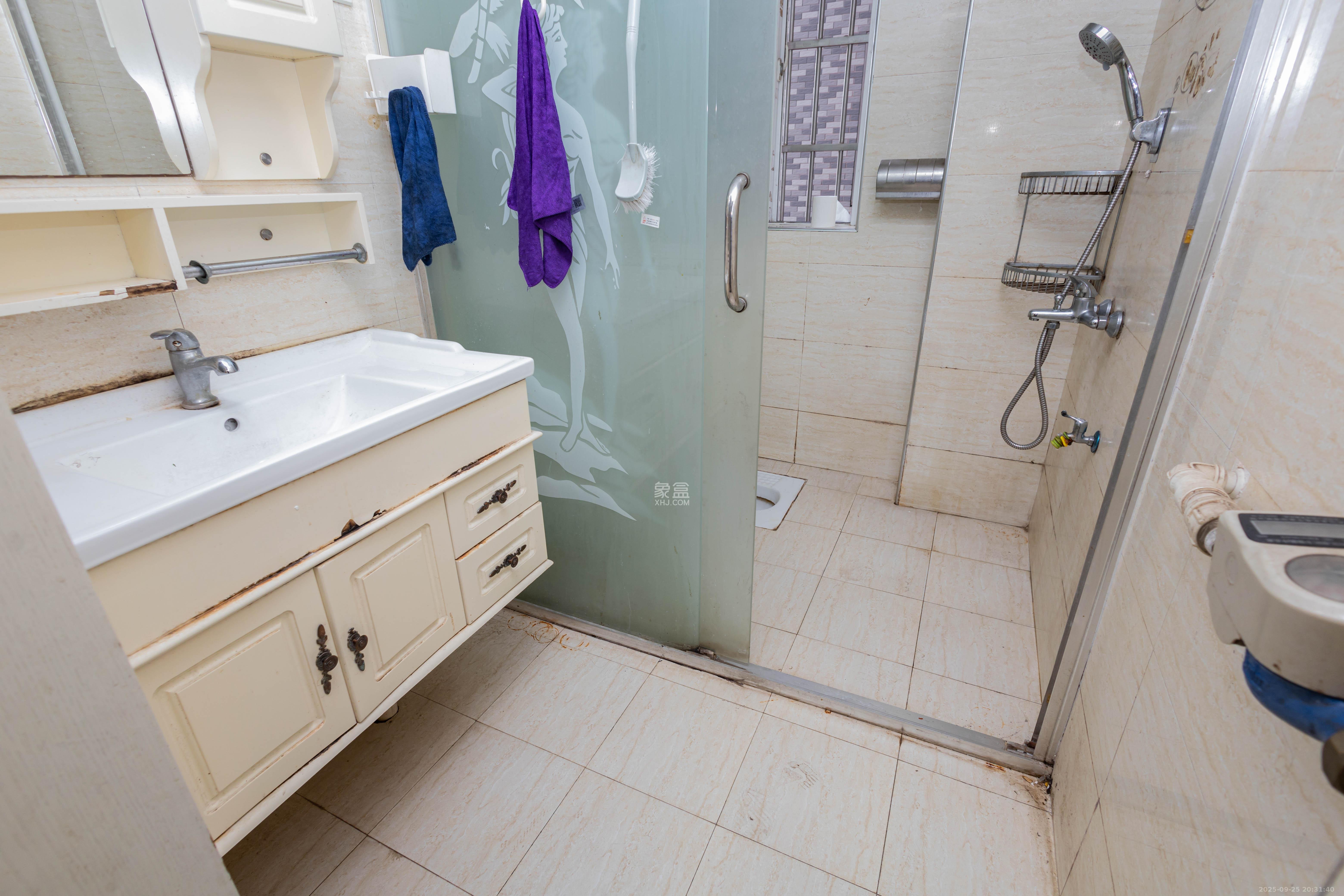 明天一城  2室1厅1卫    39.8万卫生间