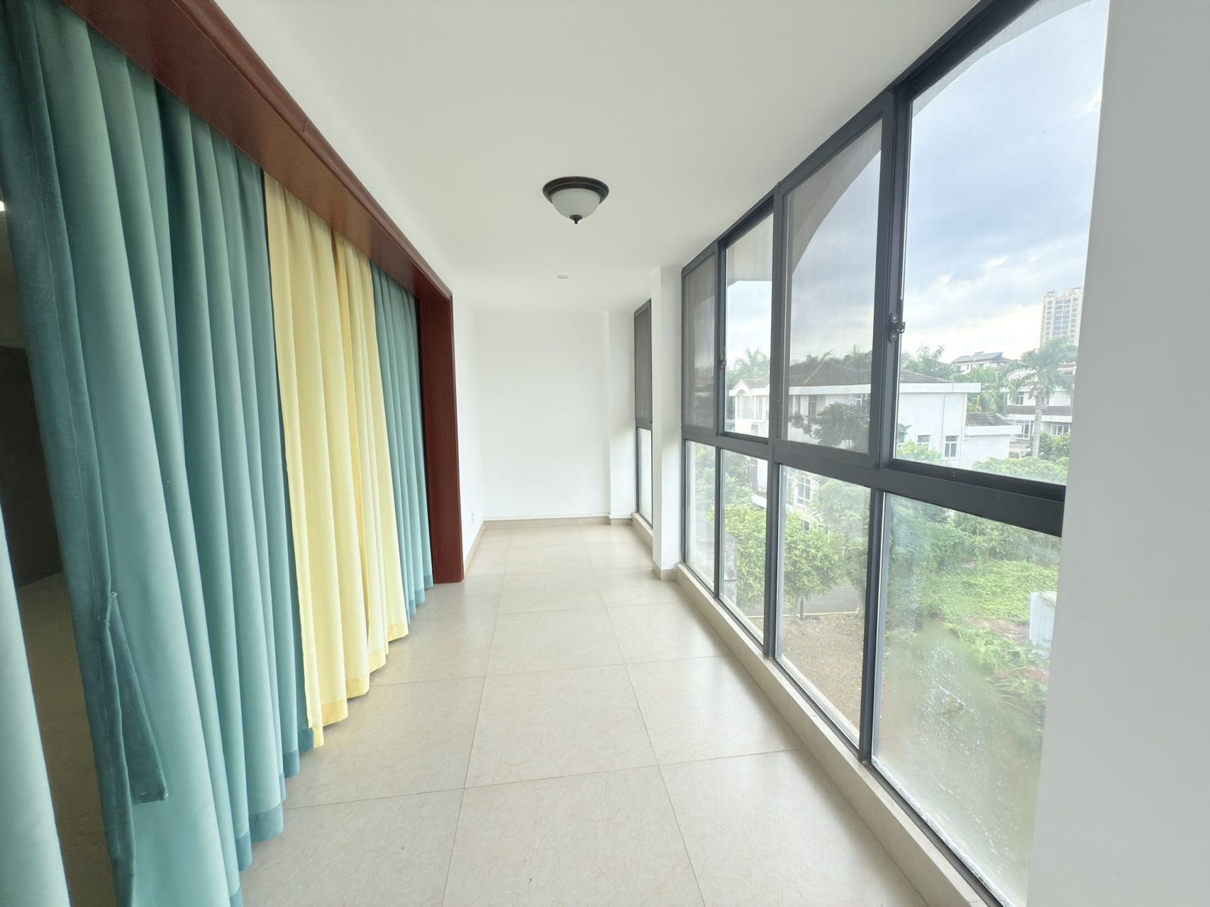 丹玺流泉 8室3厅3卫 12000.0元/月 丹玺流泉 8室3厅3卫 12000.0元/月室内图