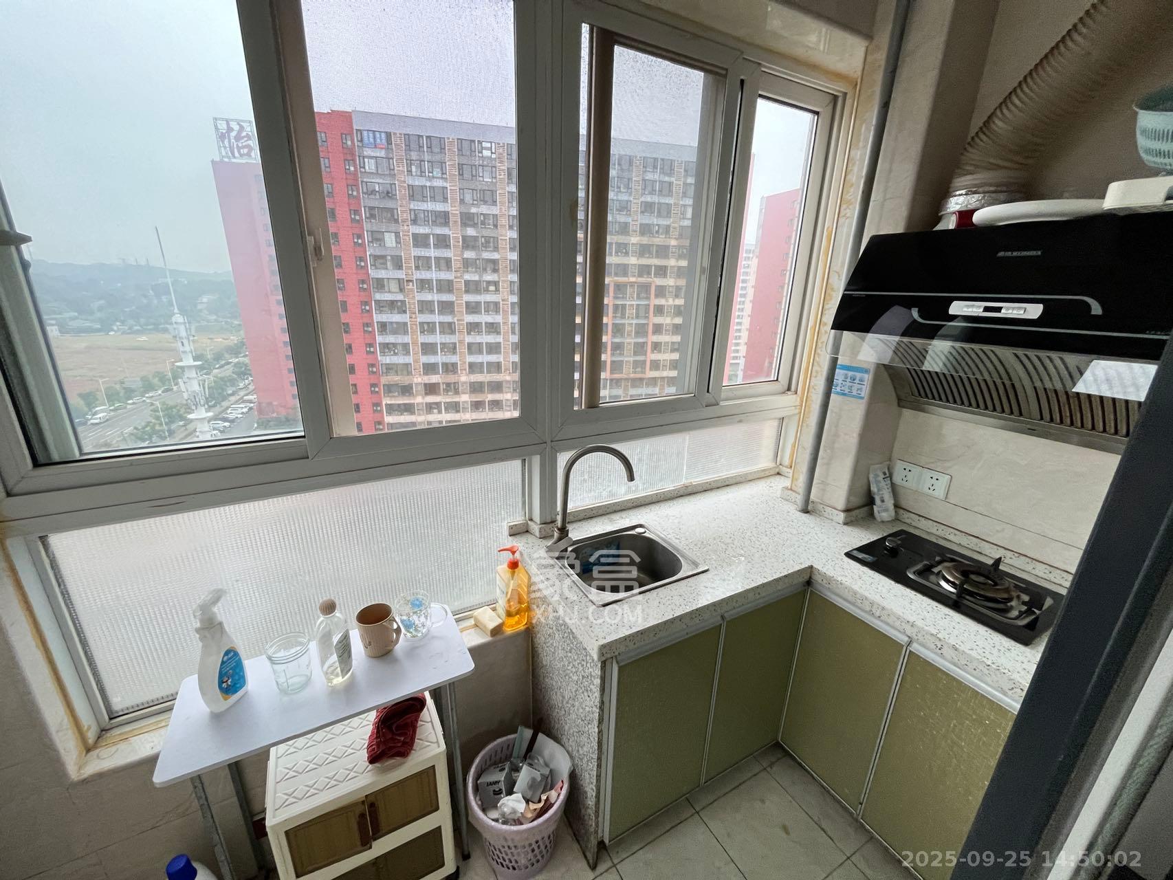 五矿紫湖香醍 1室1厅1卫 900.0元/月 五矿紫湖香醍 1室1厅1卫 900.0元/月室内图