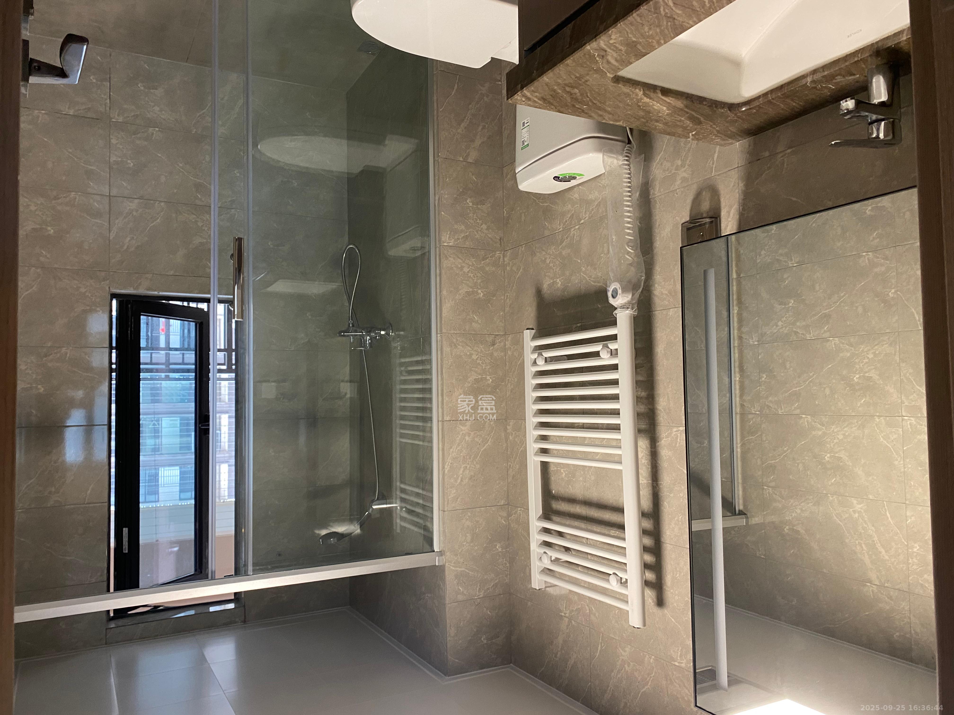 金茂建发泊悦 3室2厅2卫 3800.0元/月 金茂建发泊悦 3室2厅2卫 3800.0元/月室内图