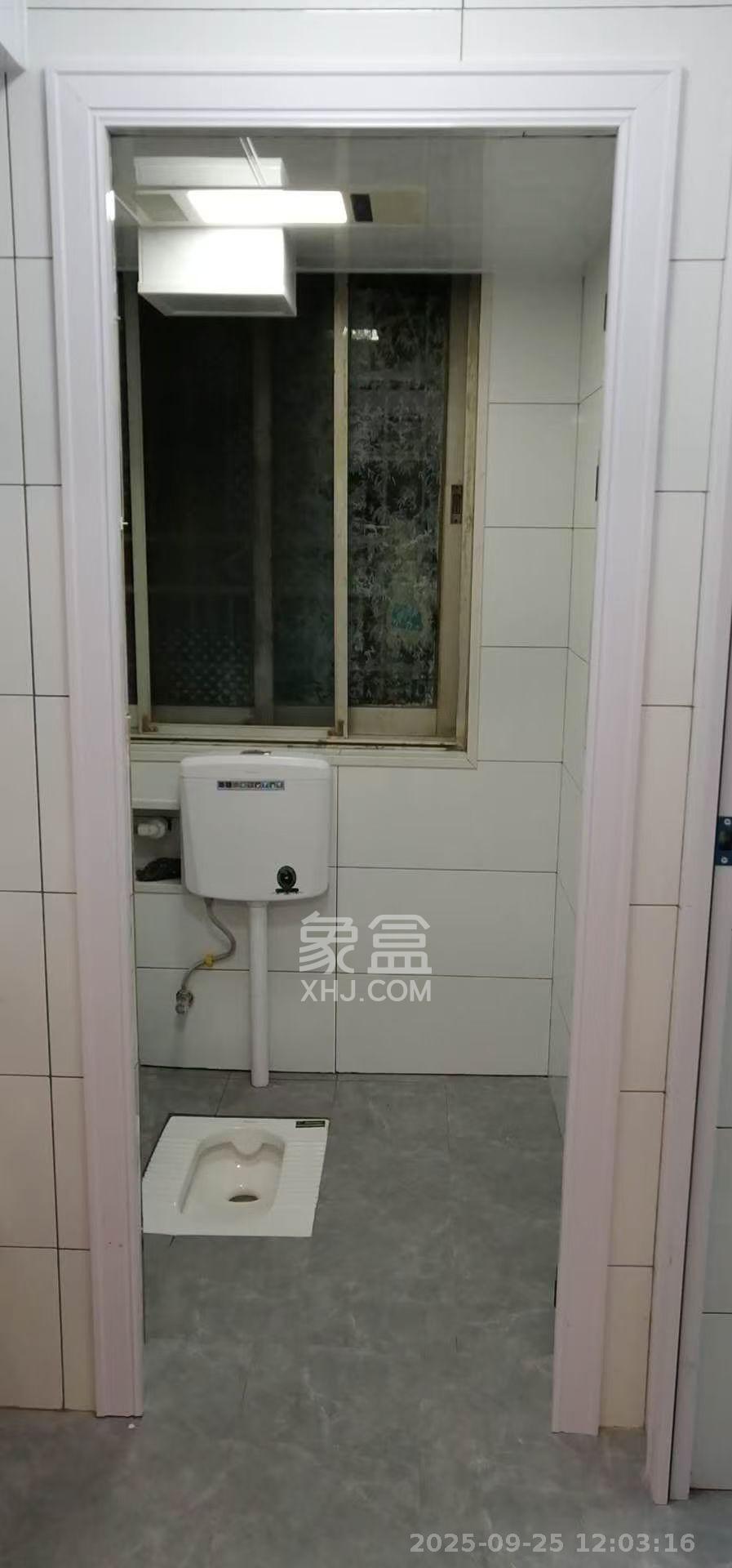 湘卫花苑 2室2厅1卫 1800.0元/月 湘卫花苑 2室2厅1卫 1800.0元/月室内图