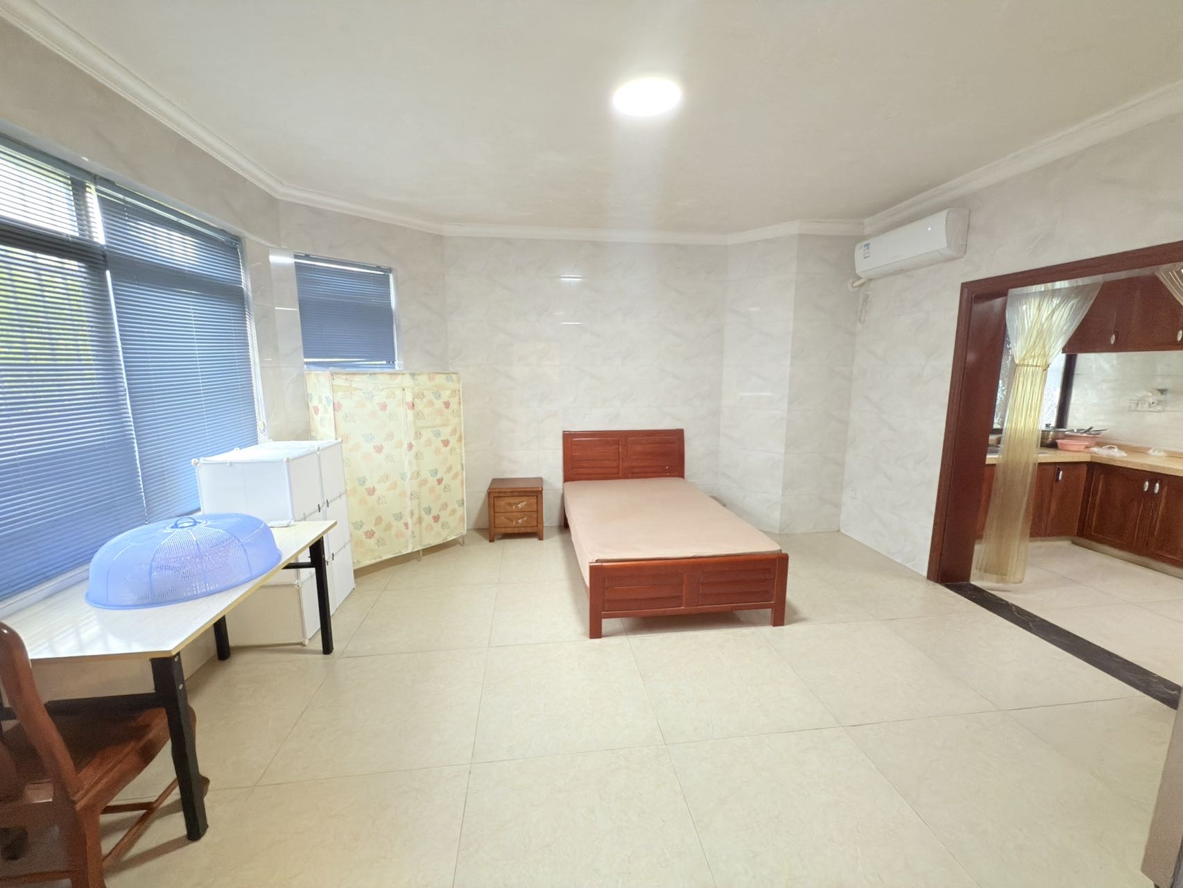 丹玺流泉 8室3厅3卫 12000.0元/月 丹玺流泉 8室3厅3卫 12000.0元/月室内图