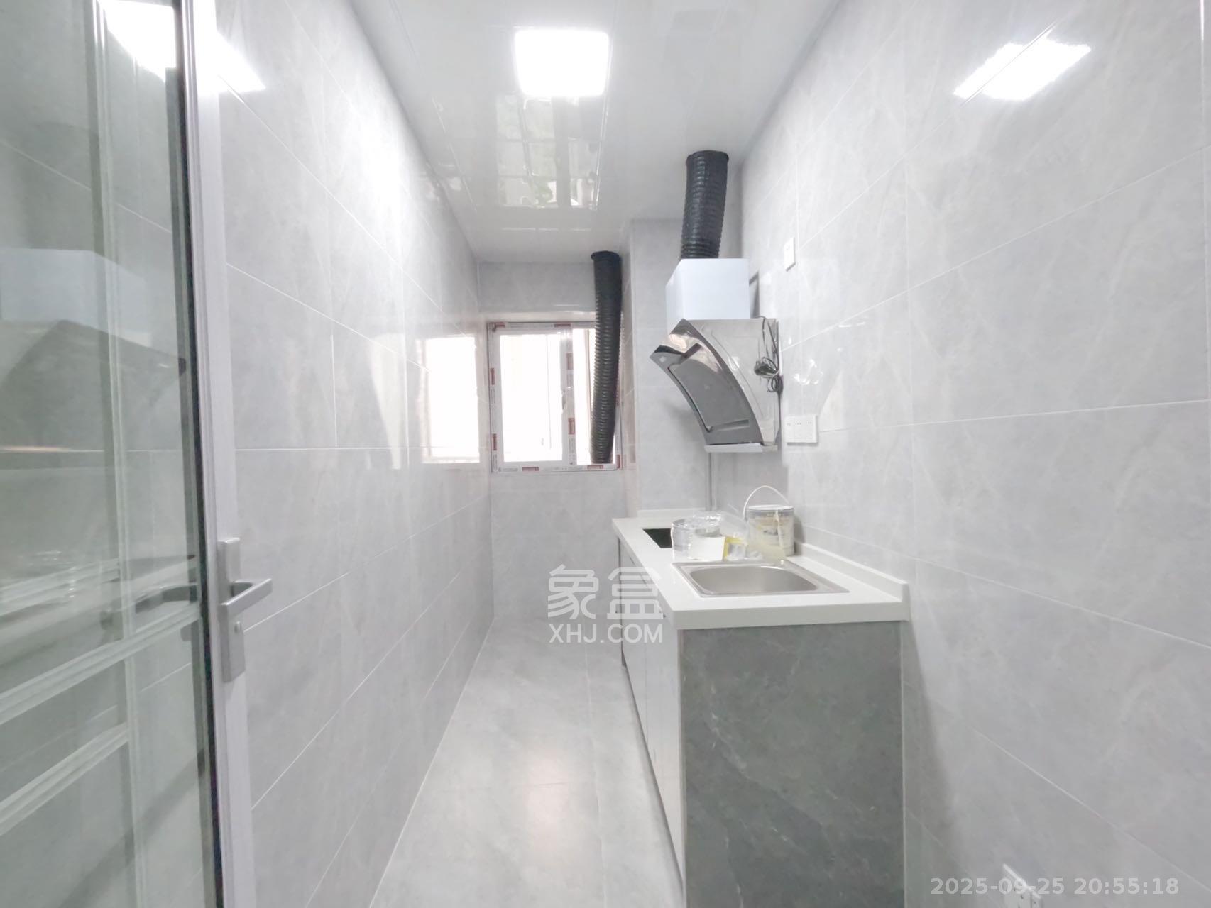 先锋东外滩 1室1厅1卫 2200.0元/月 先锋东外滩 1室1厅1卫 2200.0元/月室内图