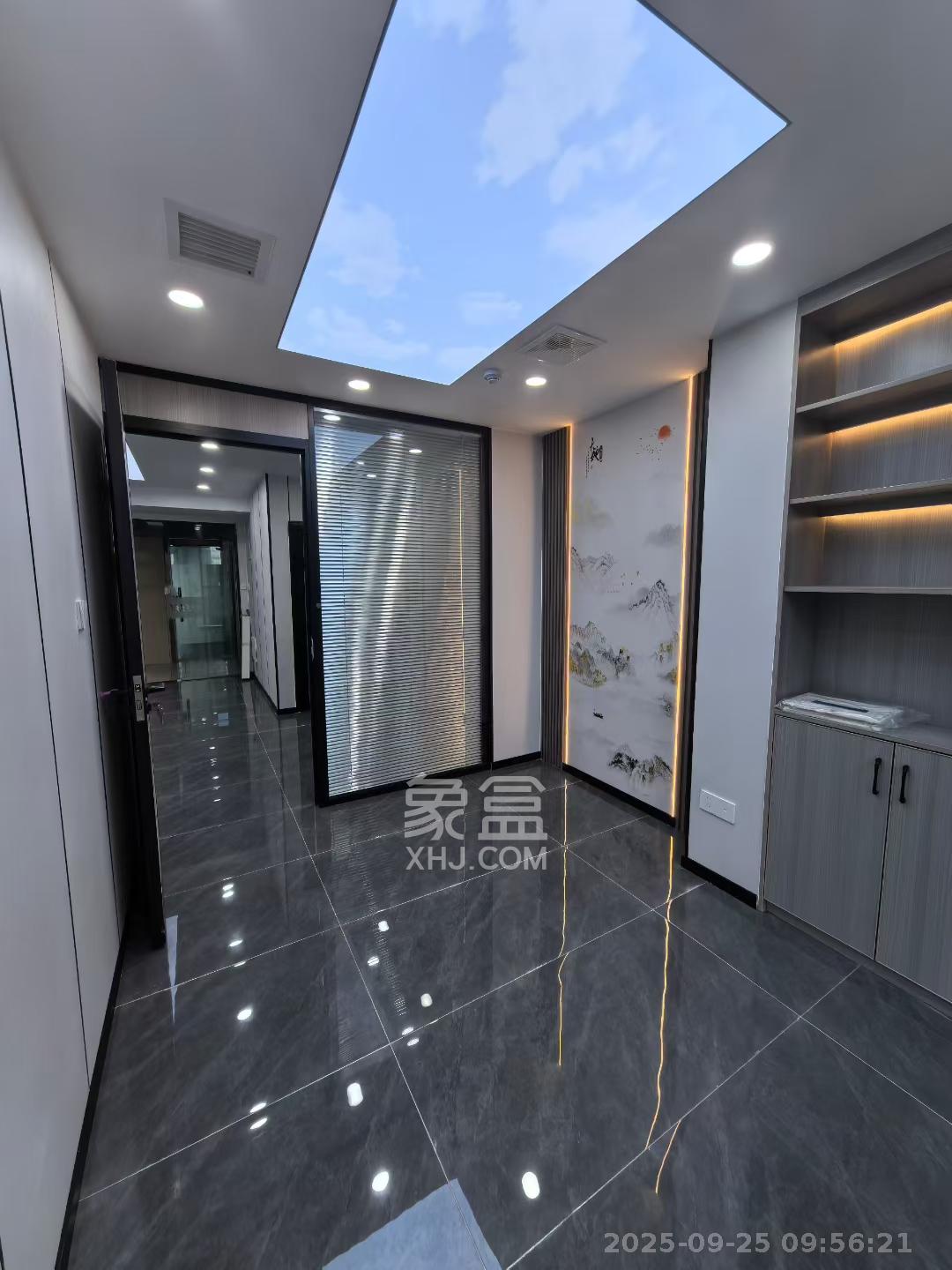 万坤图财富广场 1室1厅1卫 2500.0元/月 万坤图财富广场 1室1厅1卫 2500.0元/月室内图