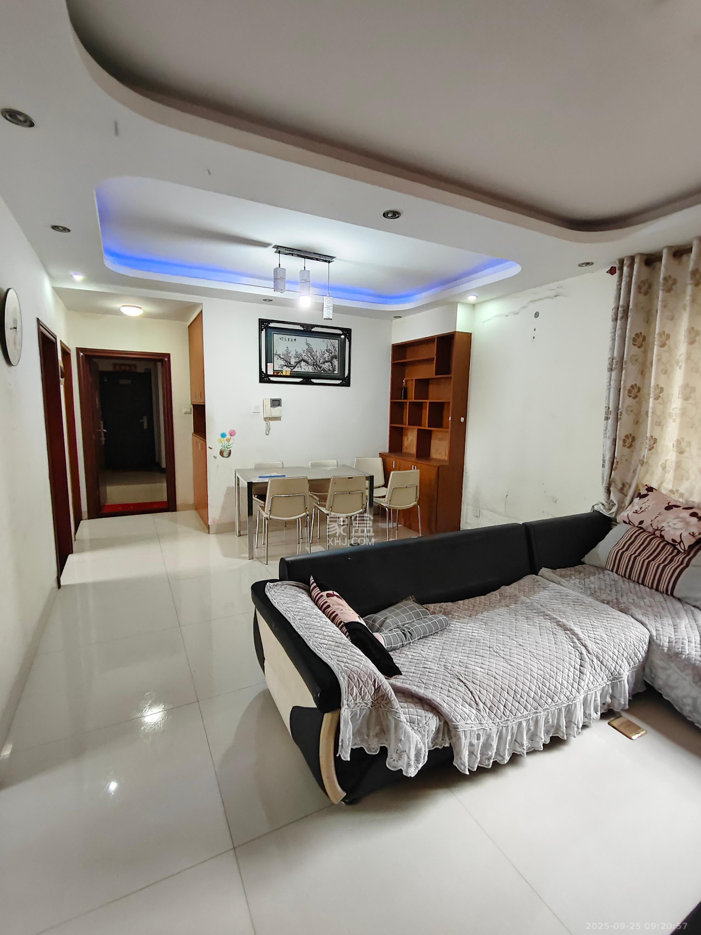 山水嘉园  3室2厅1卫    1780.0元/月室内图