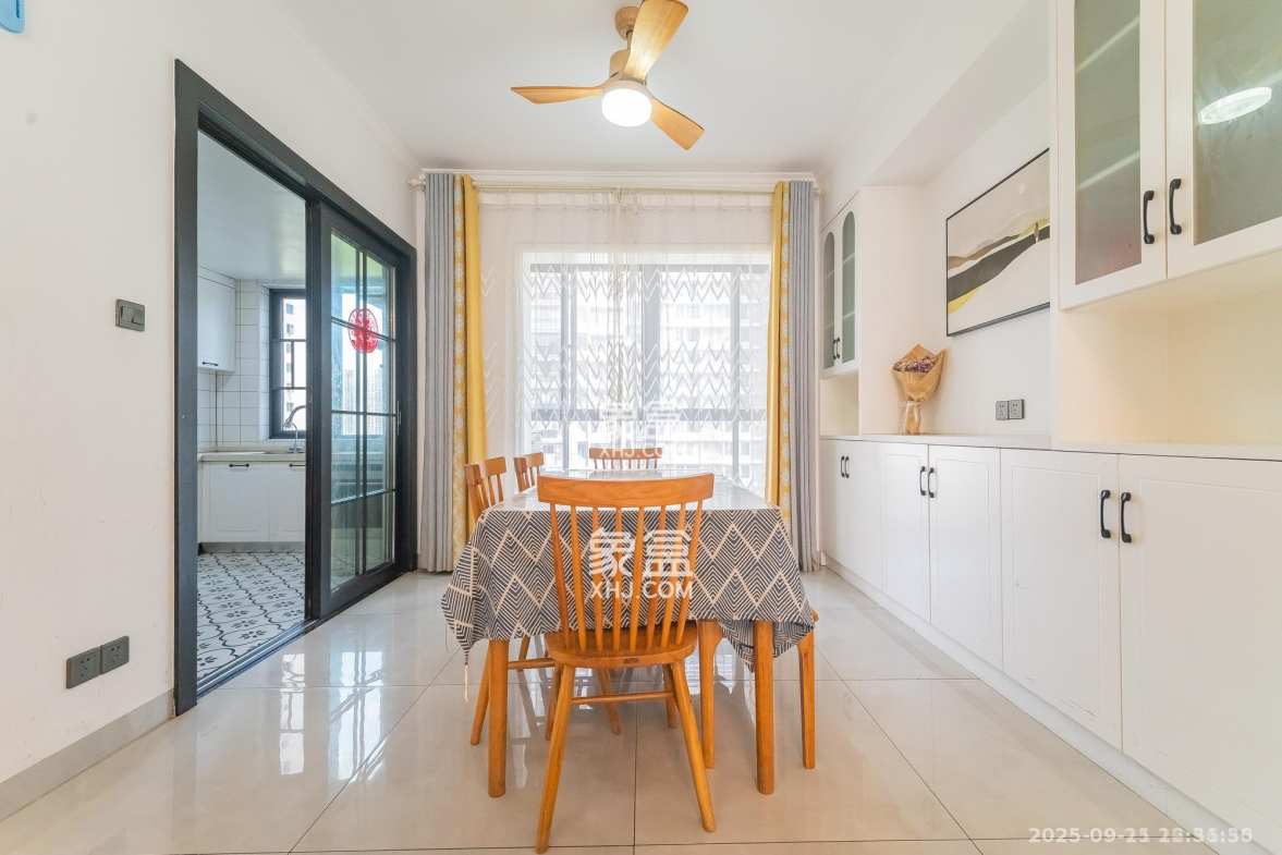 恒基凯旋门三期 4室2厅2卫 4000.0元/月 恒基凯旋门三期 4室2厅2卫 4000.0元/月室内图