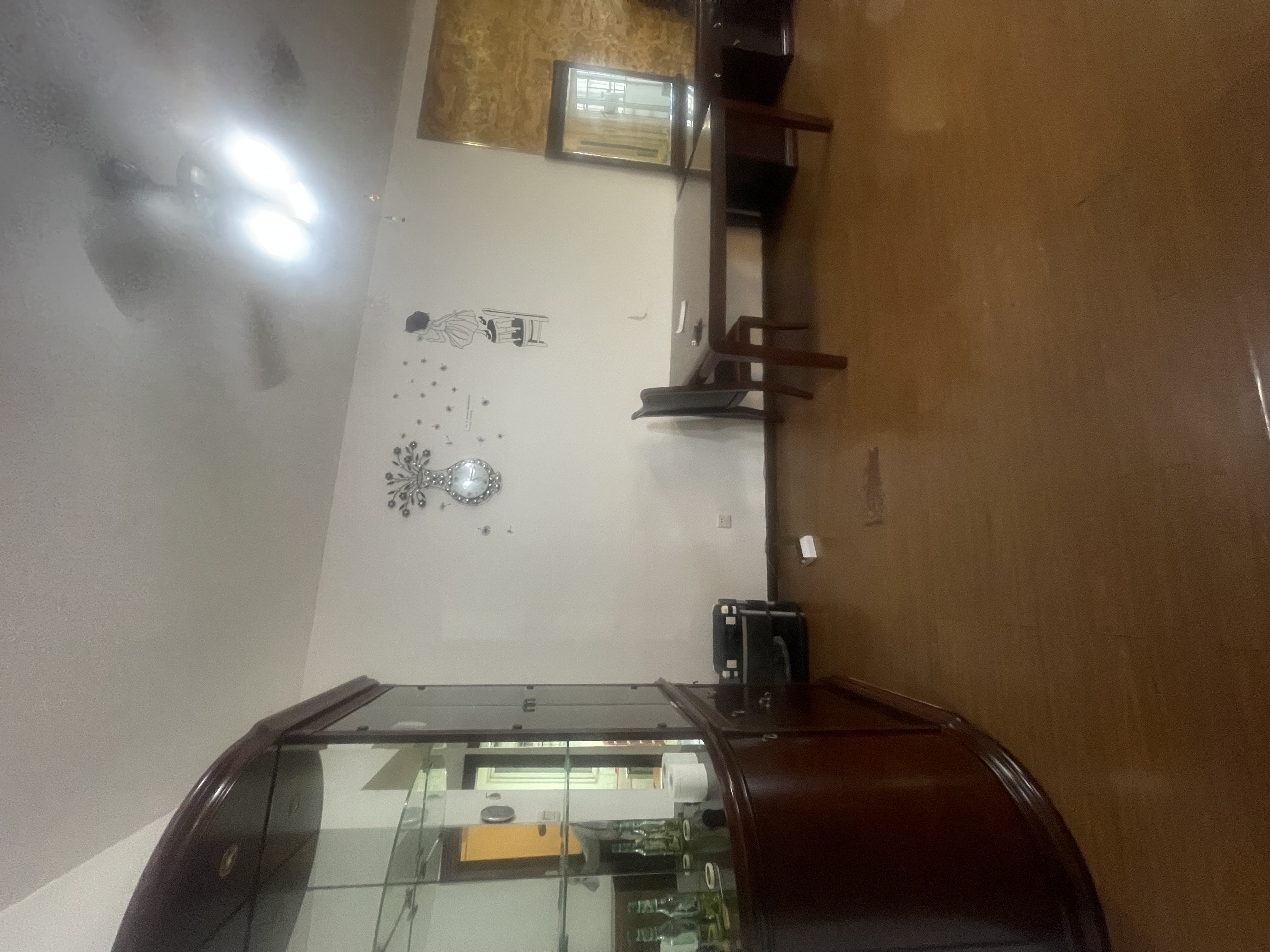 南亚广场 2室2厅1卫 2300.0元/月 南亚广场 2室2厅1卫 2300.0元/月室内图