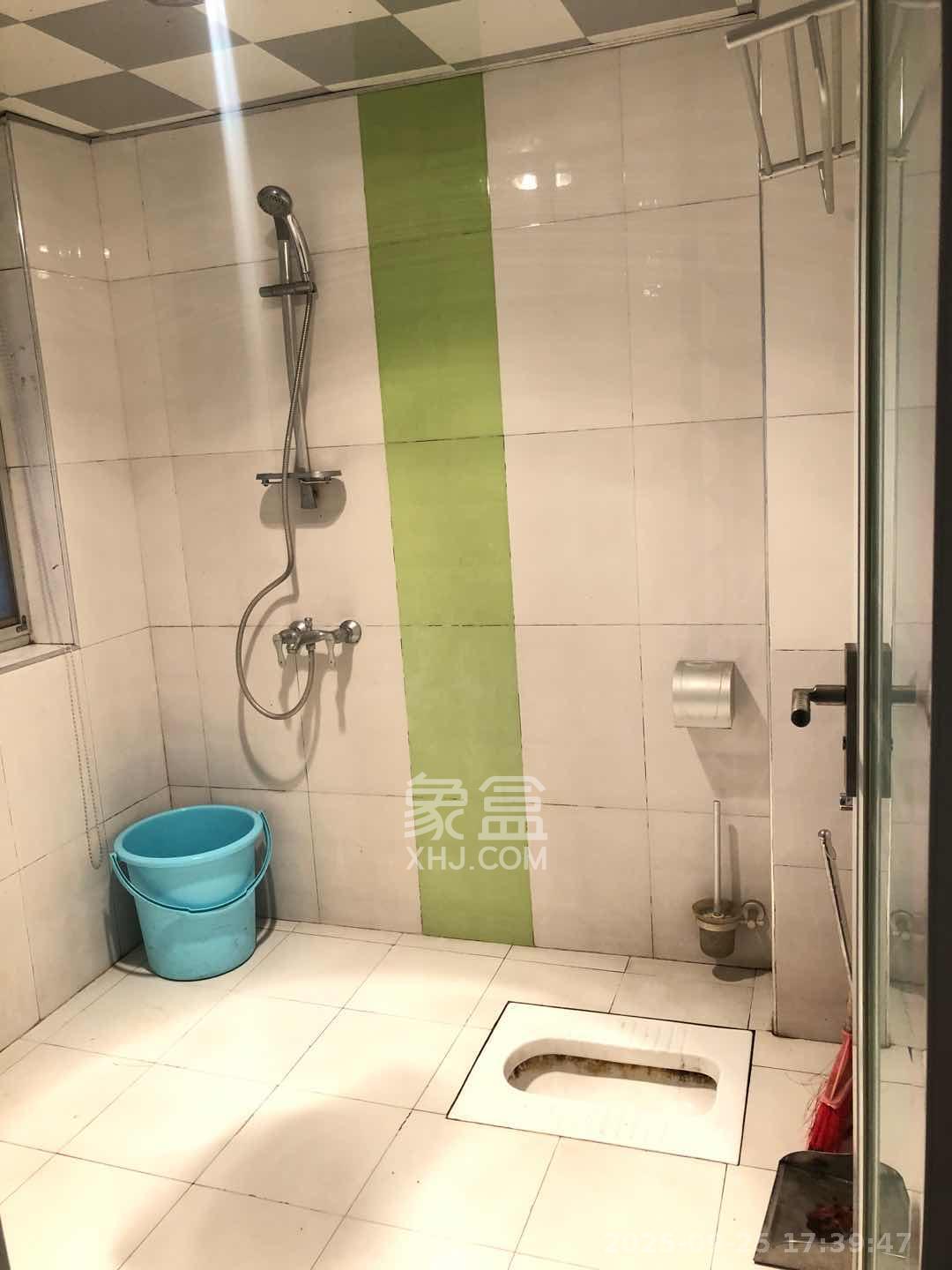 红树湾  3室2厅1卫    1900.0元/月室内图