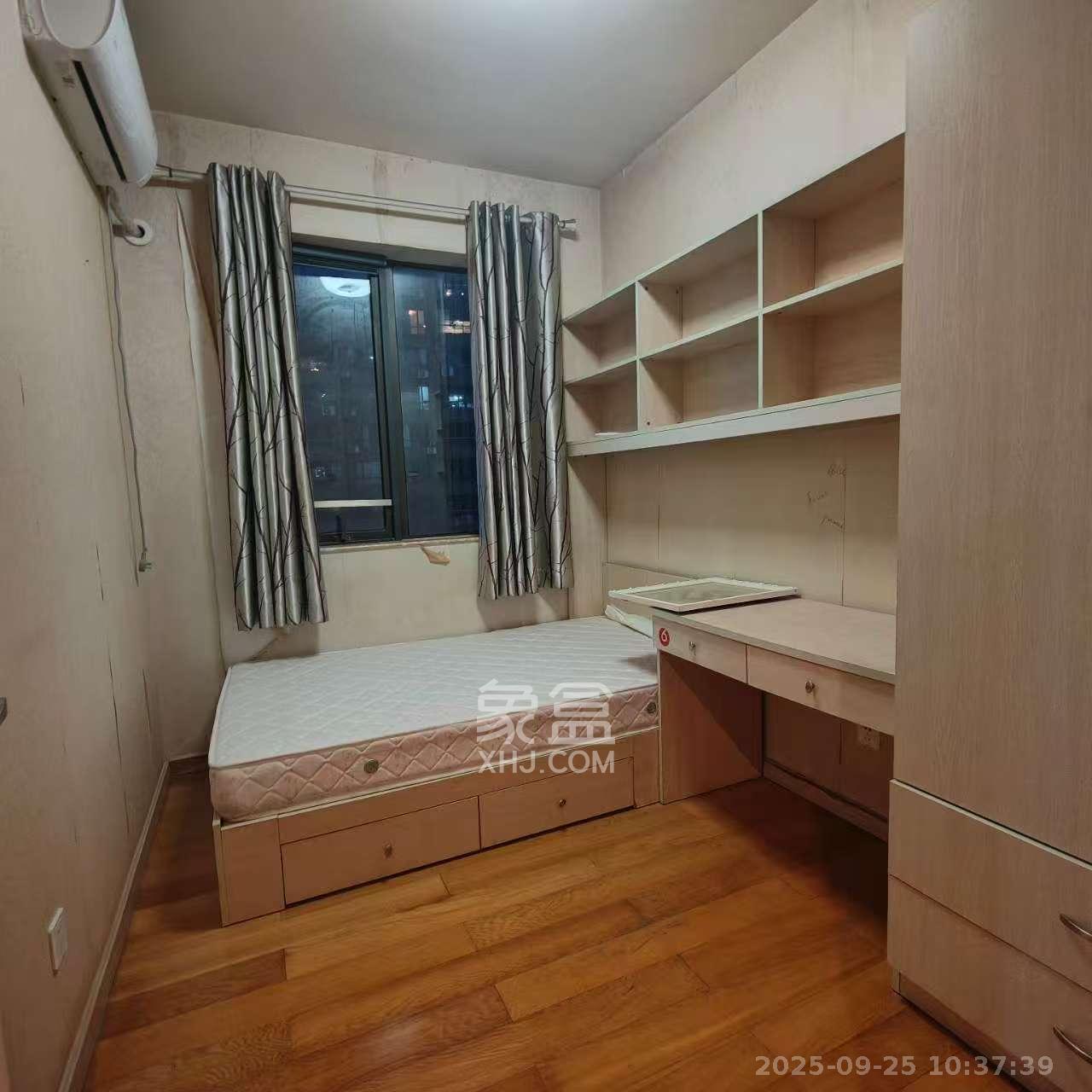 盛世美居荷园 3室2厅2卫 3100.0元/月 盛世美居荷园 3室2厅2卫 3100.0元/月室内图