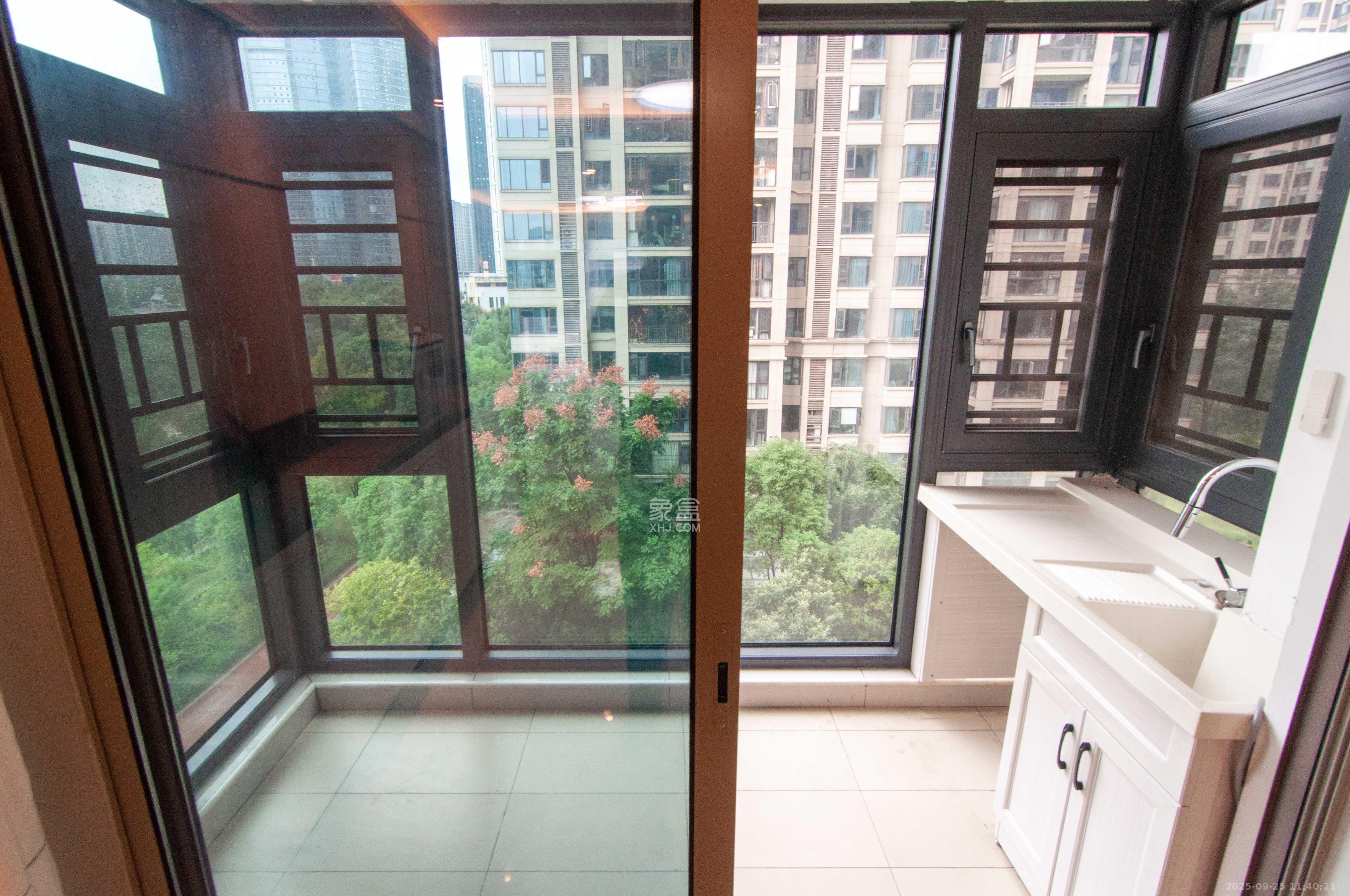 梅溪湖金茂湾 4室2厅2卫 255.0万 梅溪湖金茂湾 4室2厅2卫 255.0万其他